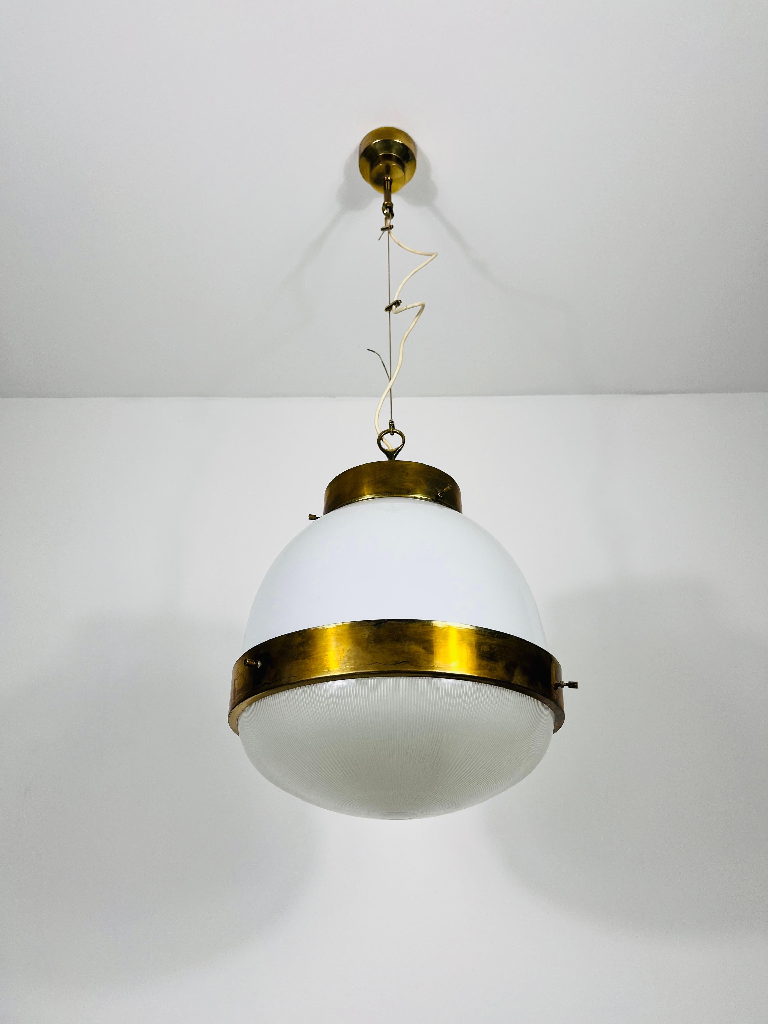 italien Lustre Delta Grande de Sergio Mazza pour Artemide, Italie, années 1960 en vente