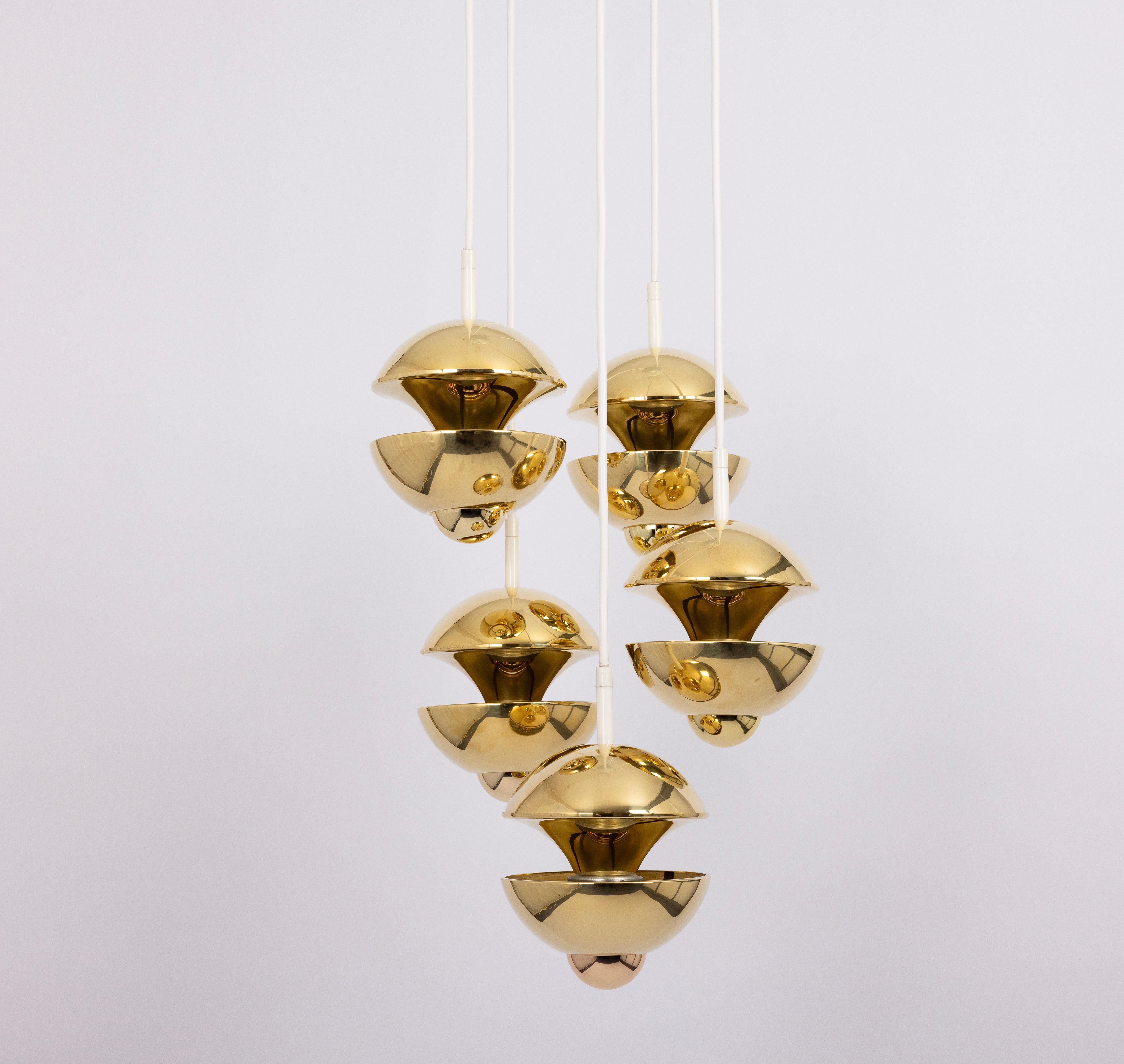 Ciondoli a cascata di design in ottone di Kaiser, Germania, anni '70 in vendita 2