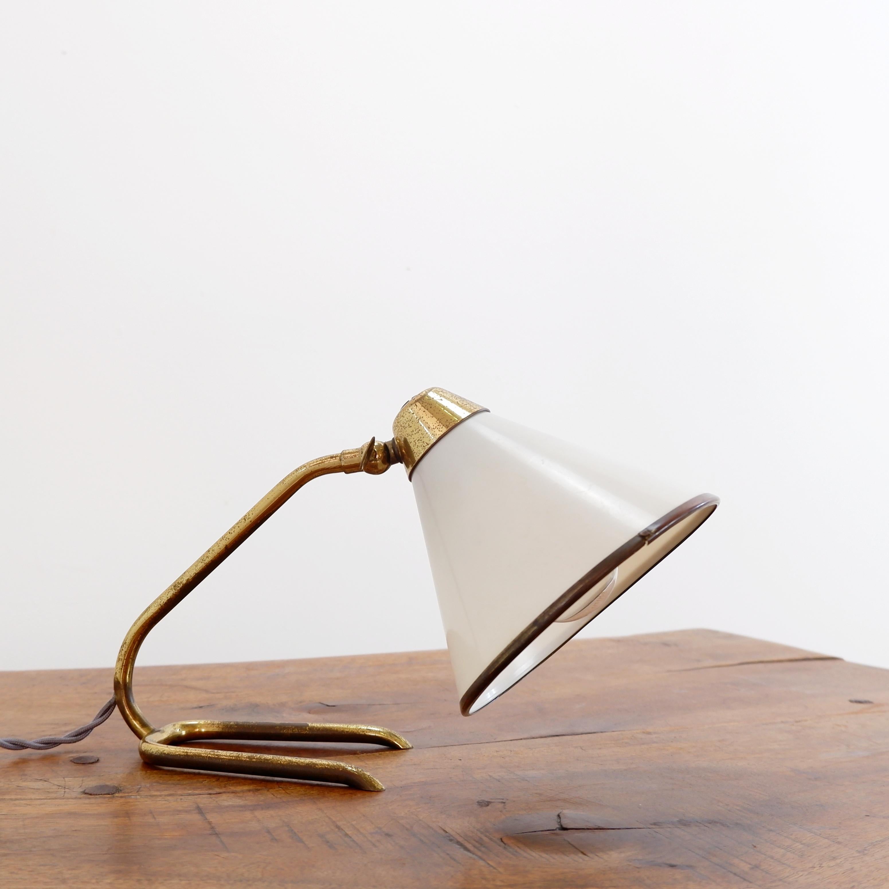 Schreibtischlampe aus Messing - 1950er Jahre im Zustand „Gut“ im Angebot in Linkebeek, BE