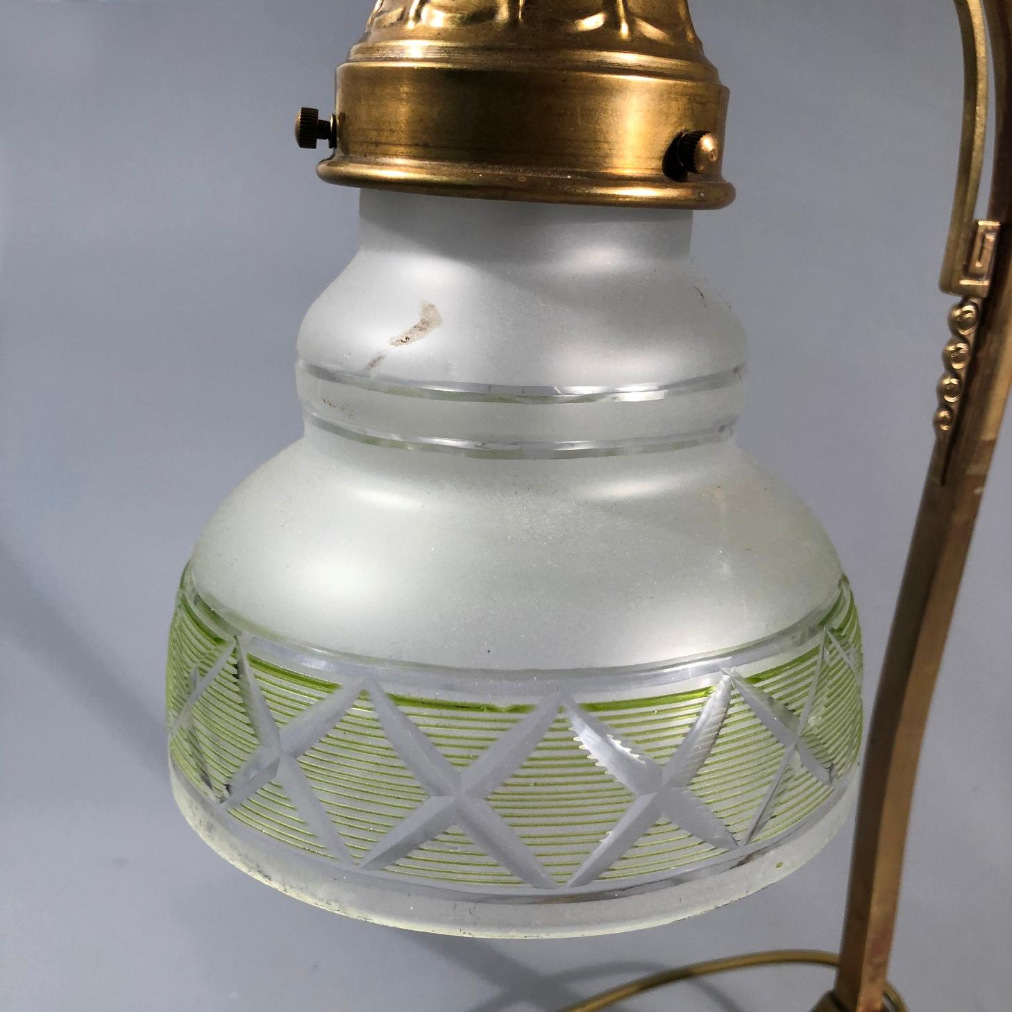 Messing-Schreibtischlampe, Ungarn, 1920er Jahre im Angebot 2