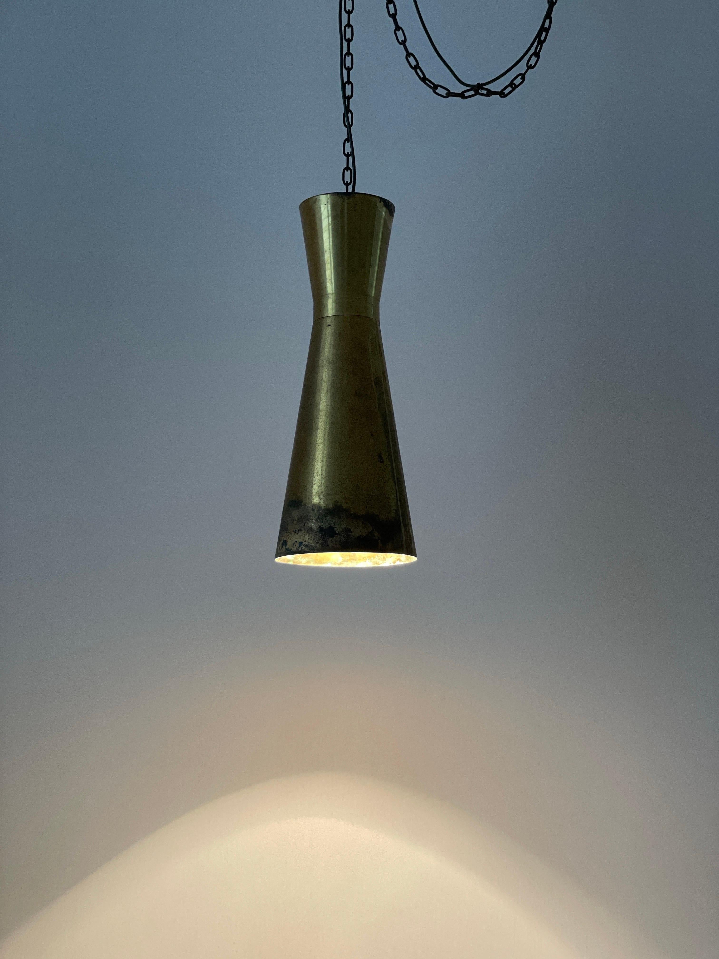 Lampe d'église XL à abat-jour Diabolo en laiton avec cintre, années 1940, Allemagne en vente 5