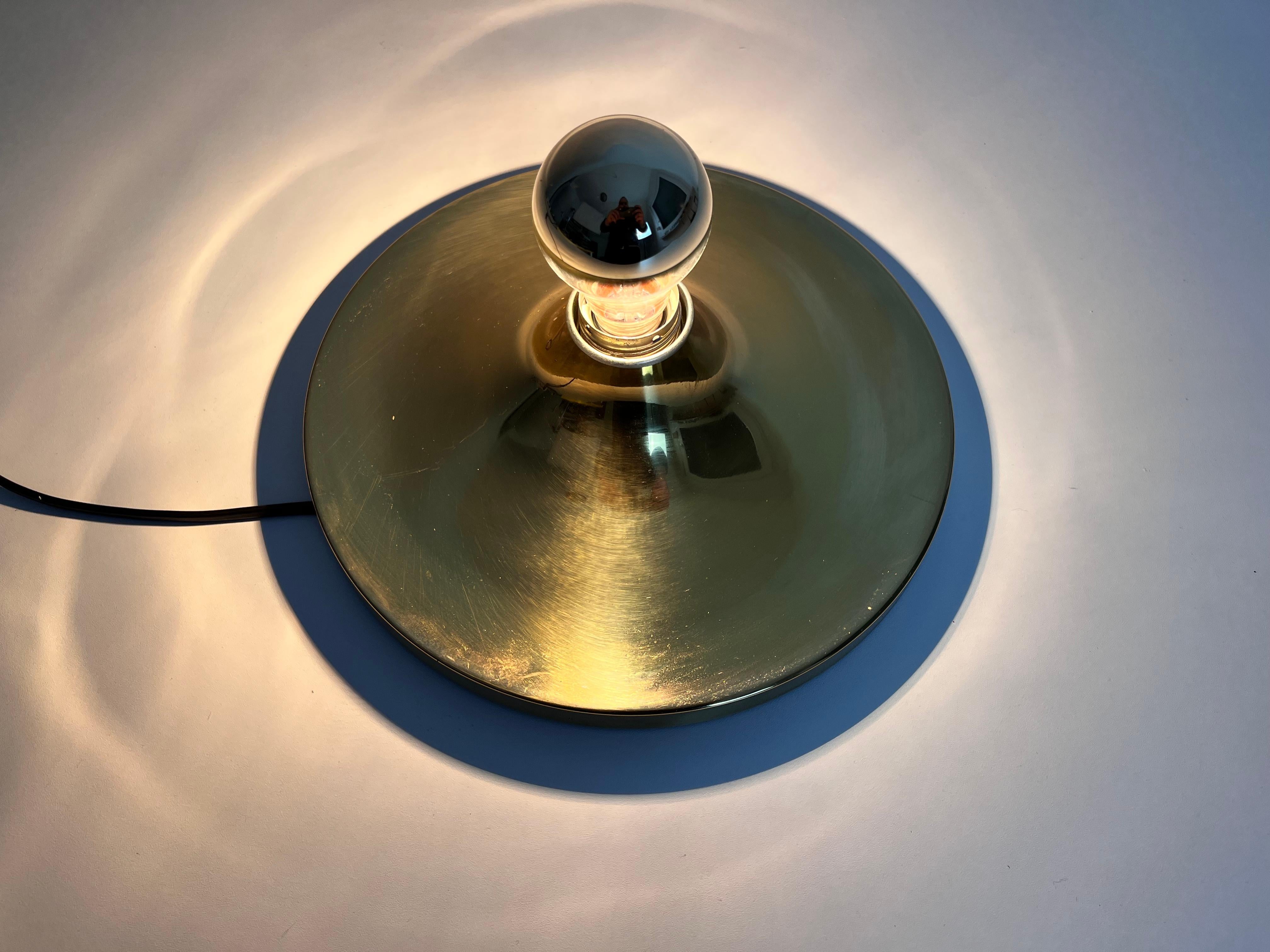 Lámpara de pared o empotrable en forma de disco de latón por Cosack, años 60 en venta 2