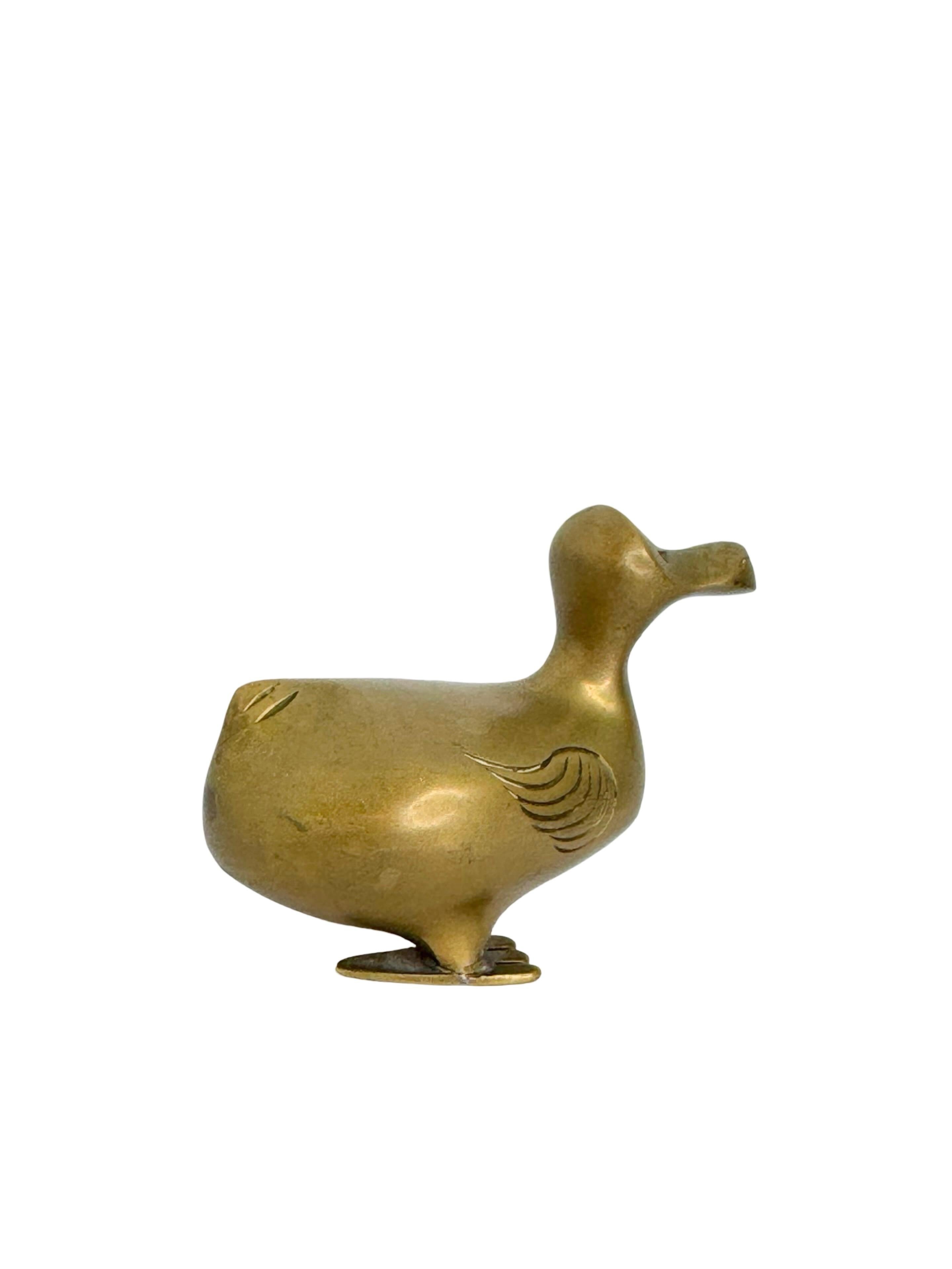 Brass Dodo Bird Figurine Desktop Paperweight 1960s Mid-Century Modern, German In condizioni buone in vendita a Nuernberg, DE