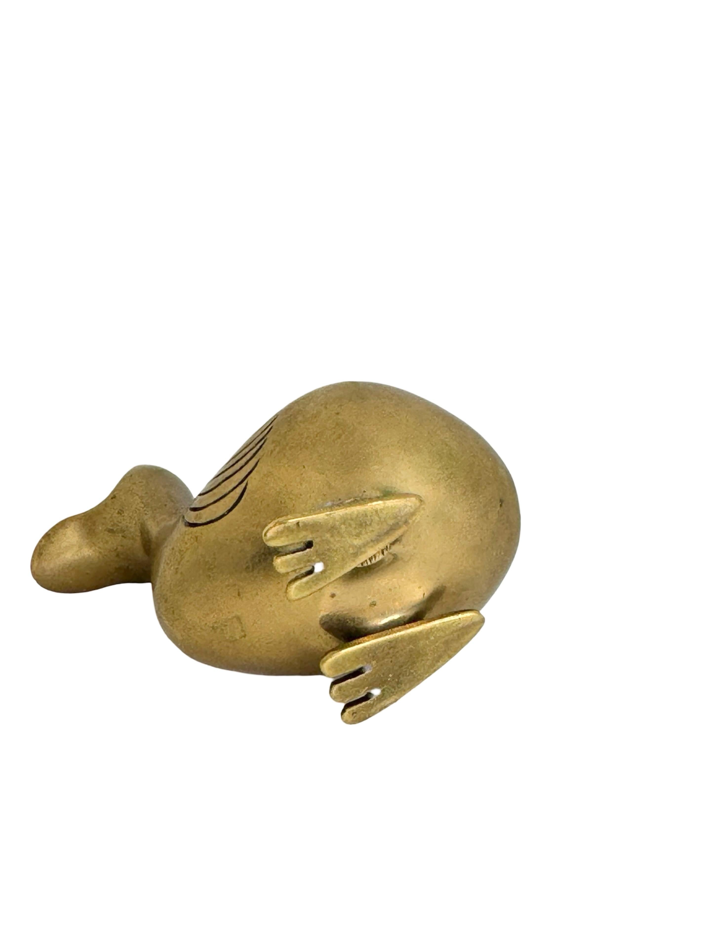 Metà XX secolo Brass Dodo Bird Figurine Desktop Paperweight 1960s Mid-Century Modern, German in vendita