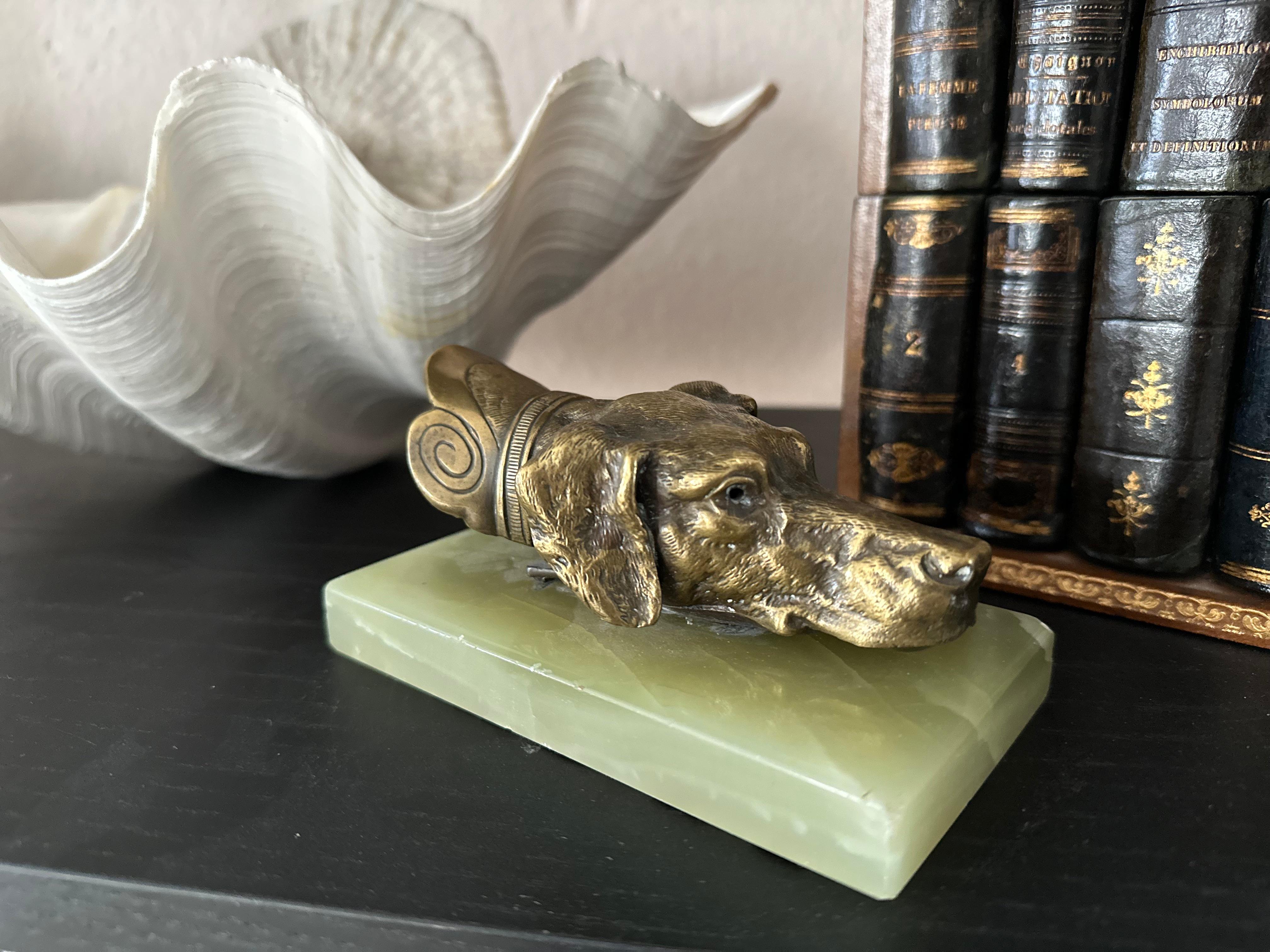 Brass Dog Head Letter Clip on Green Onyx Base, Germany, 1920s For Sale 1