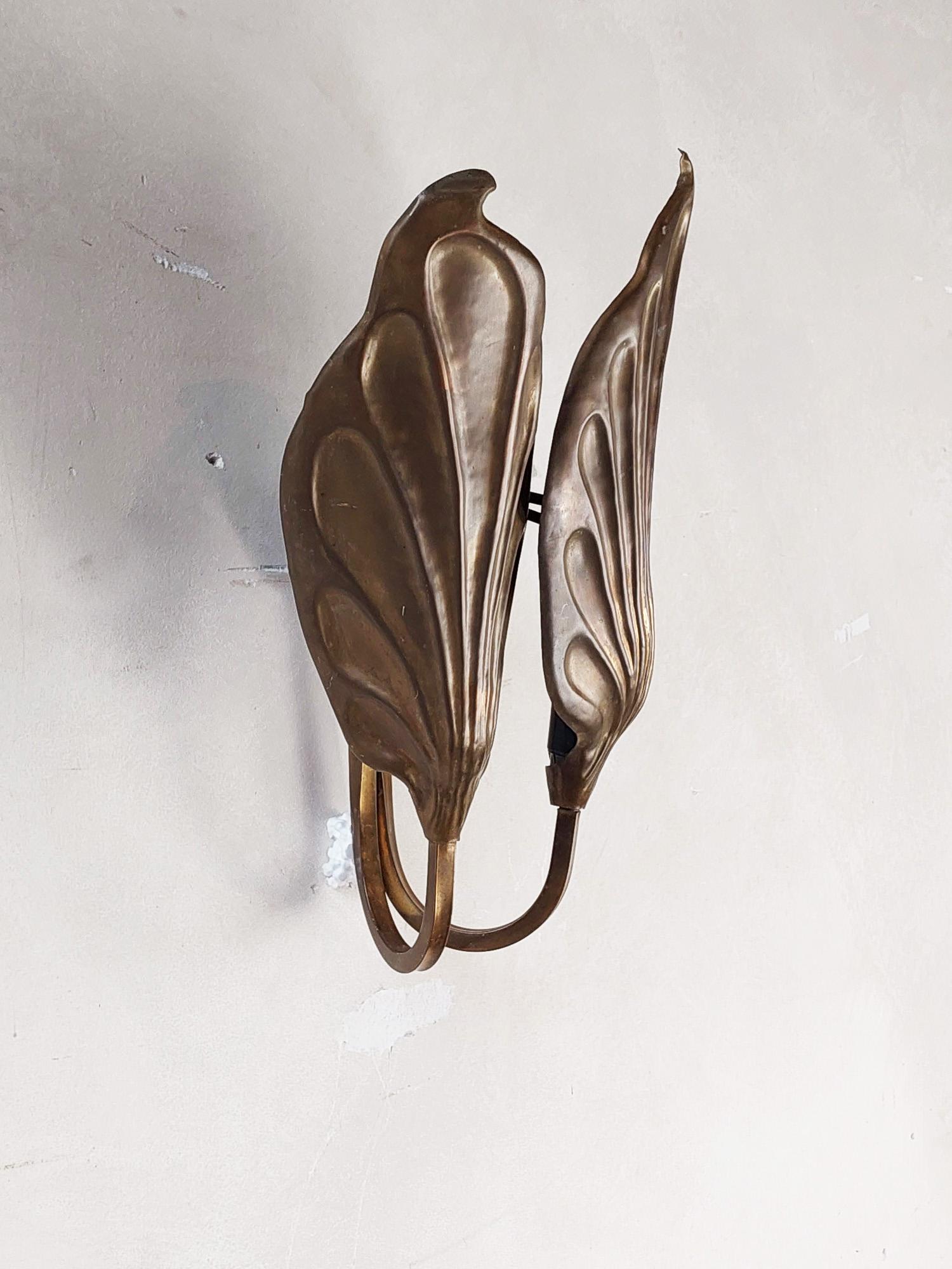 Hollywood Regency Applique à doubles feuilles en laiton de Tomasso Barbi