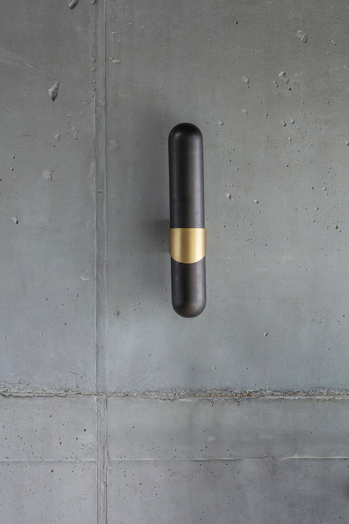 Brass Dream Wall Light by Square in Circle In New Condition For Sale In Geneve, CH