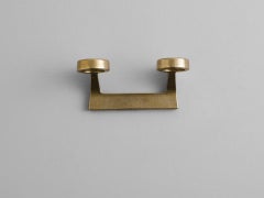 Supporto per bottiglia duo in ottone dorato Contemporary di Henry Wilson