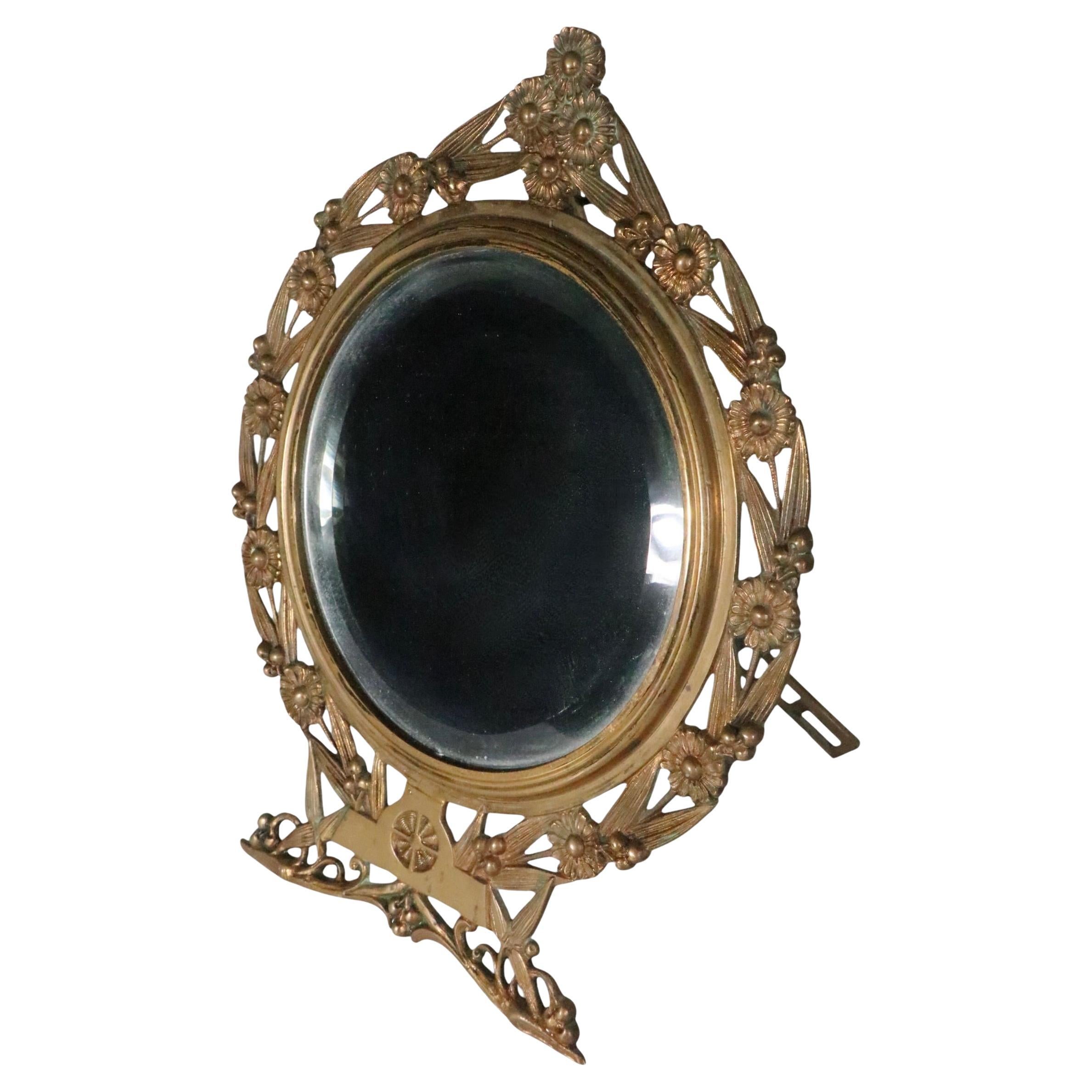 Caballete de latón Form Aesthetic Movement  Espejo tocador c 1880s después de tocador