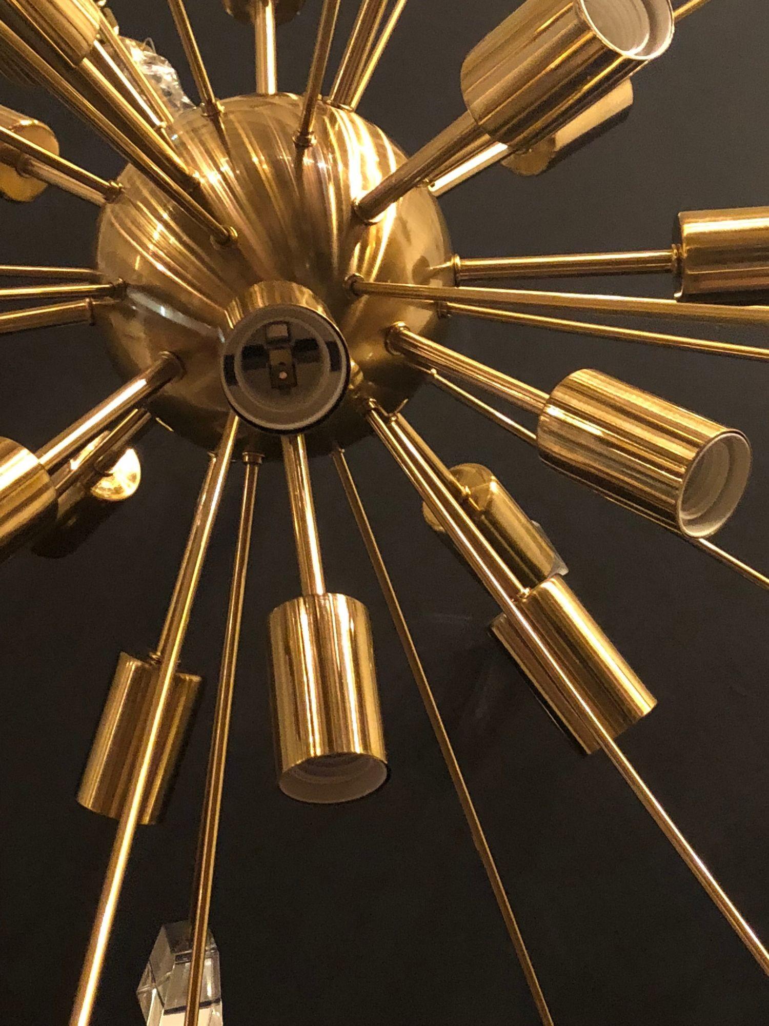 Brass Eighteen-Light Sputnik Chandelier in the Mid-Century Modern Style For Sale 1