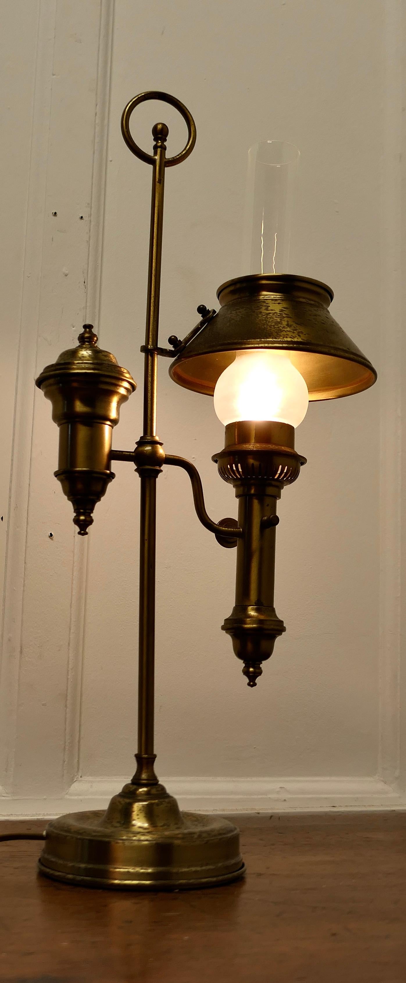 Brass Electrified Table Lamp   b In Good Condition For Sale In Chillerton, Isle of Wight