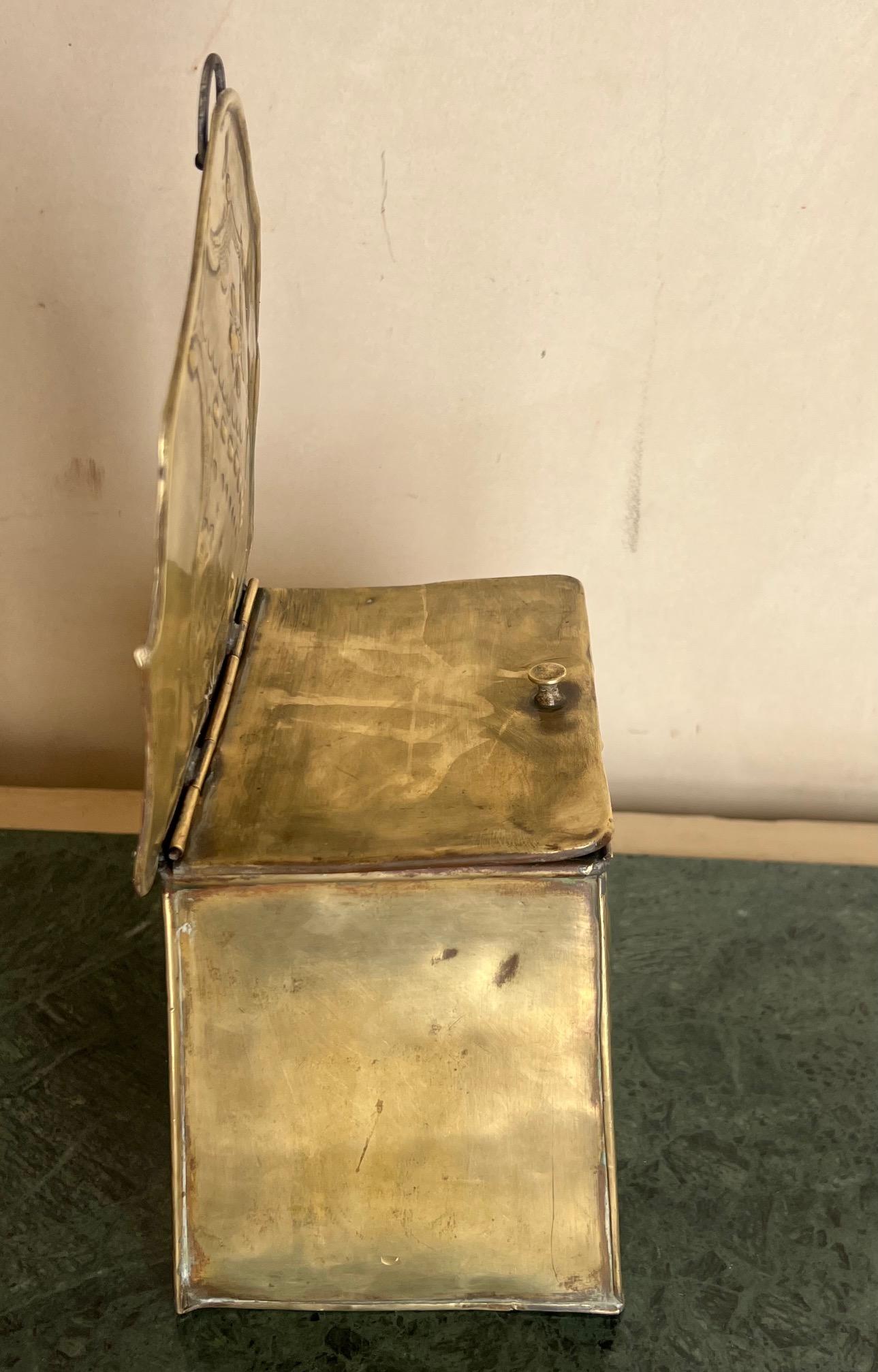 Brass Embossed Double Eagle & Shield Lidded Box, 19th Century For Sale 7