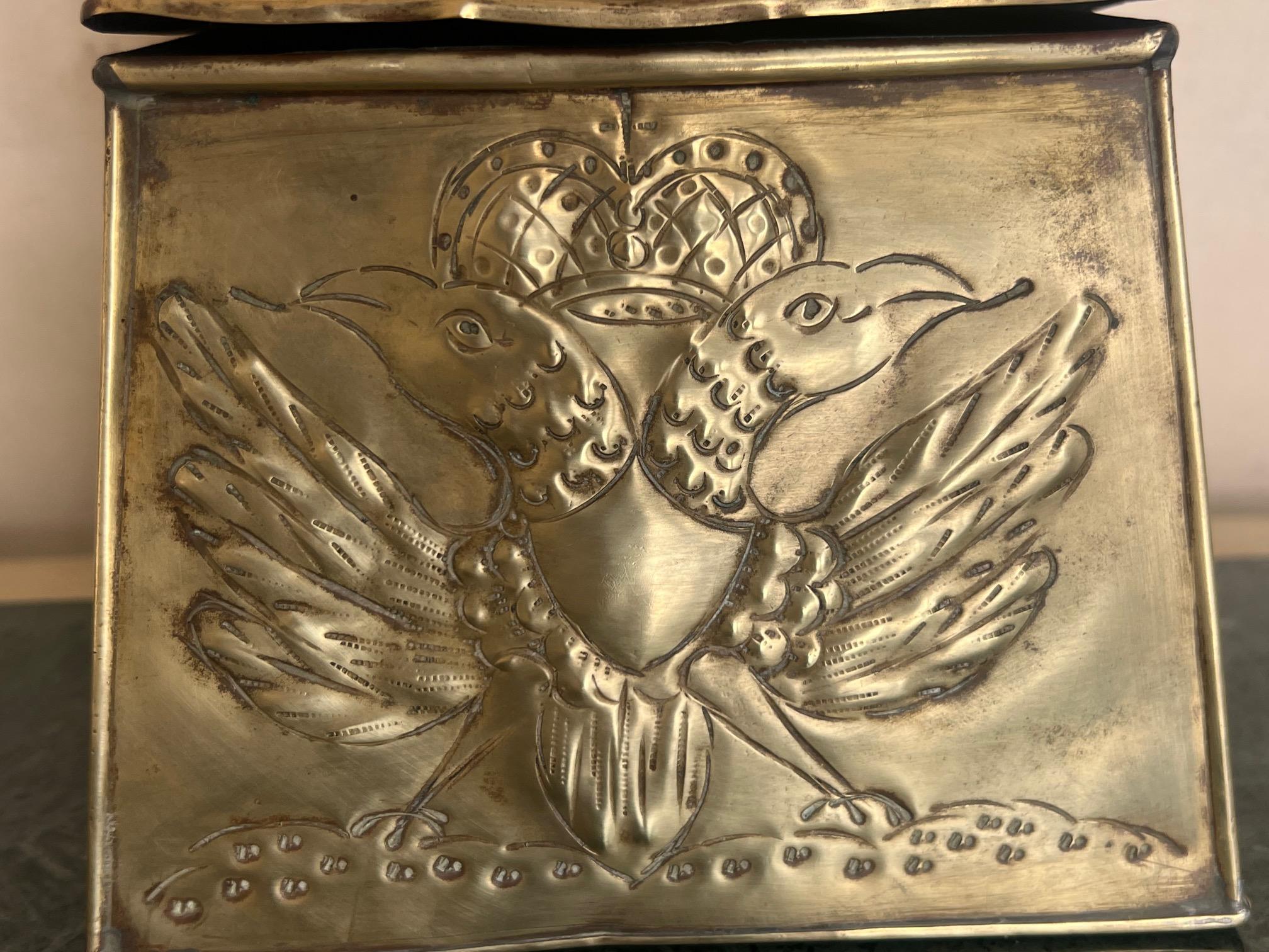 Brass Embossed Double Eagle & Shield Lidded Box, 19th Century For Sale 4