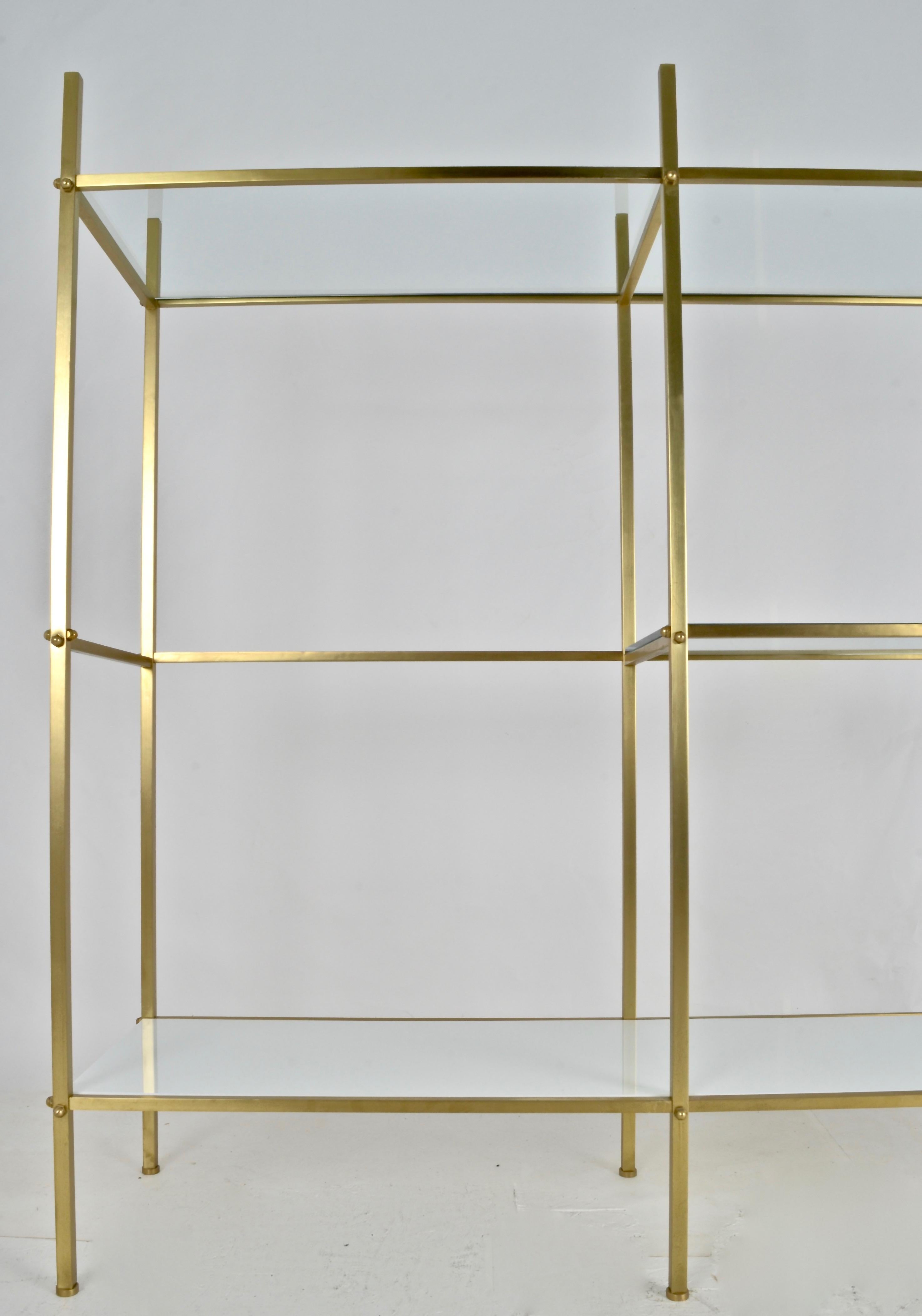 Mid-Century Modern Brass Etagere with Glass Shelves, 1970s For Sale