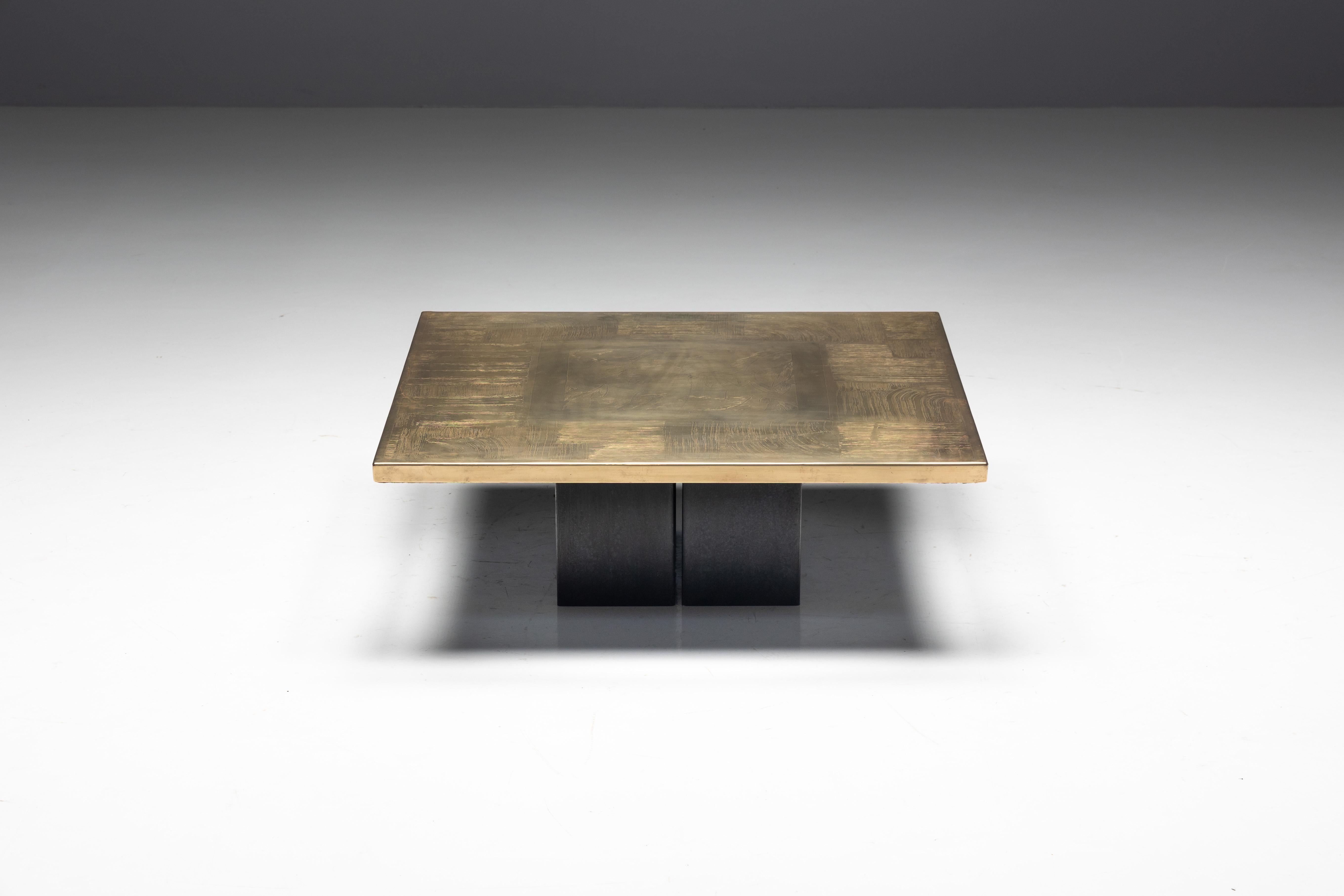 Belge Table basse gravée en laiton de Christian Heckscher, Belgique, 1970 en vente