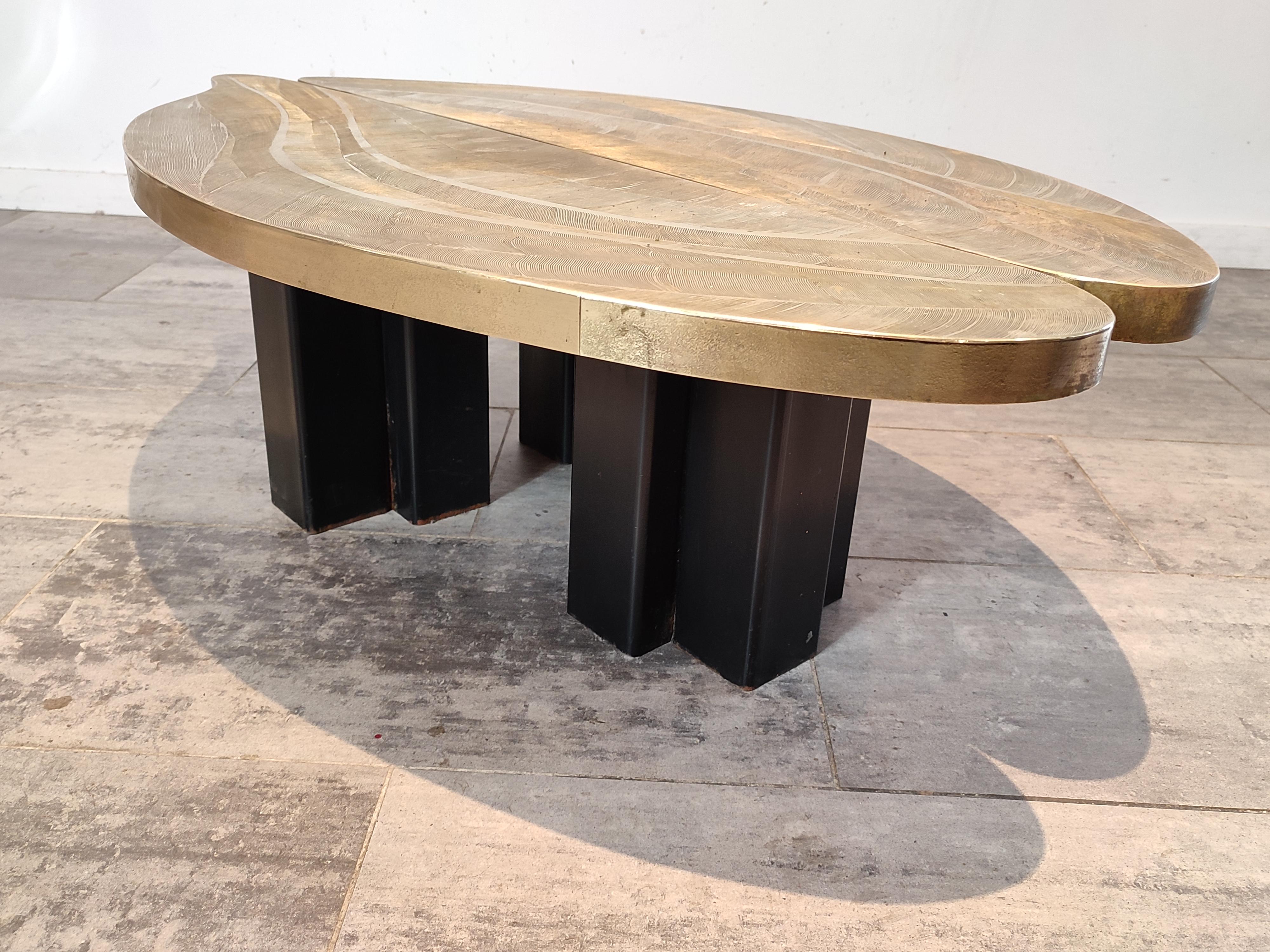 Marc Fourdin made very special tables, he also exposed together with Christian Krekels in the famous coast region 