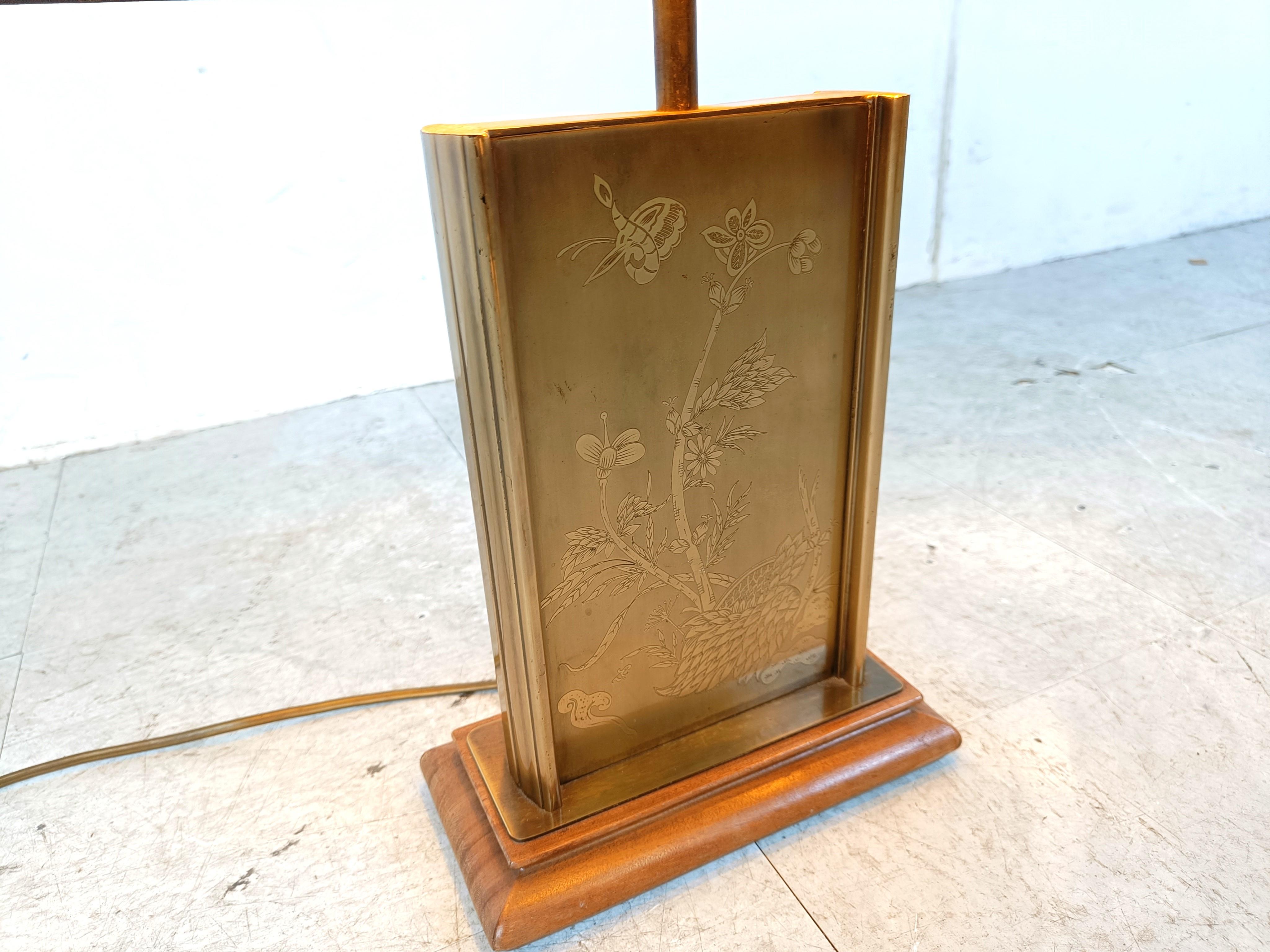 Brass etched table lamp, 1970s For Sale 3