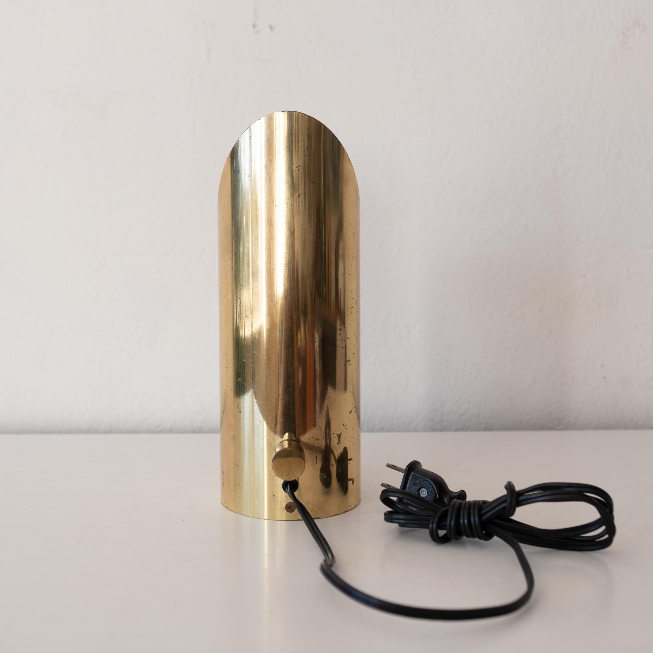Brass Eyeball Table Spotlight Lamp by Angelo Lelli for Arredoluce In Good Condition For Sale In San Diego, CA