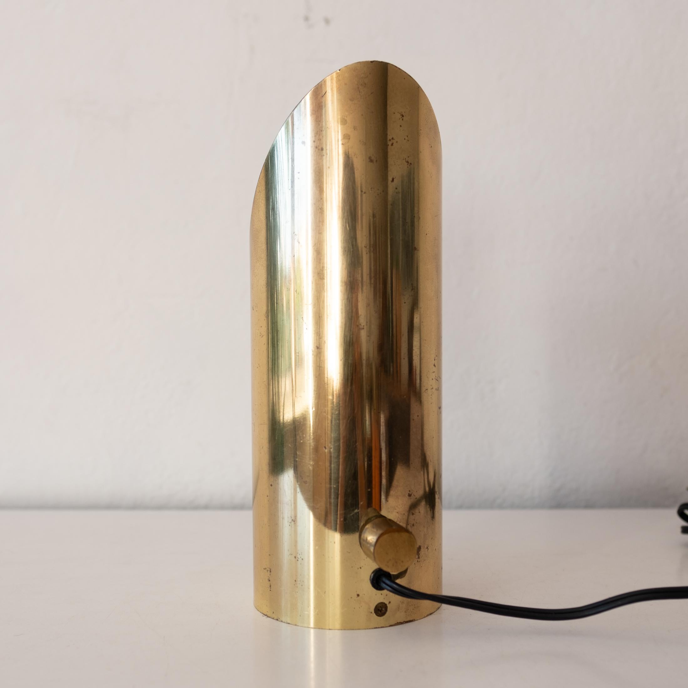 Mid-20th Century Brass Eyeball Table Spotlight Lamp by Angelo Lelli for Arredoluce For Sale