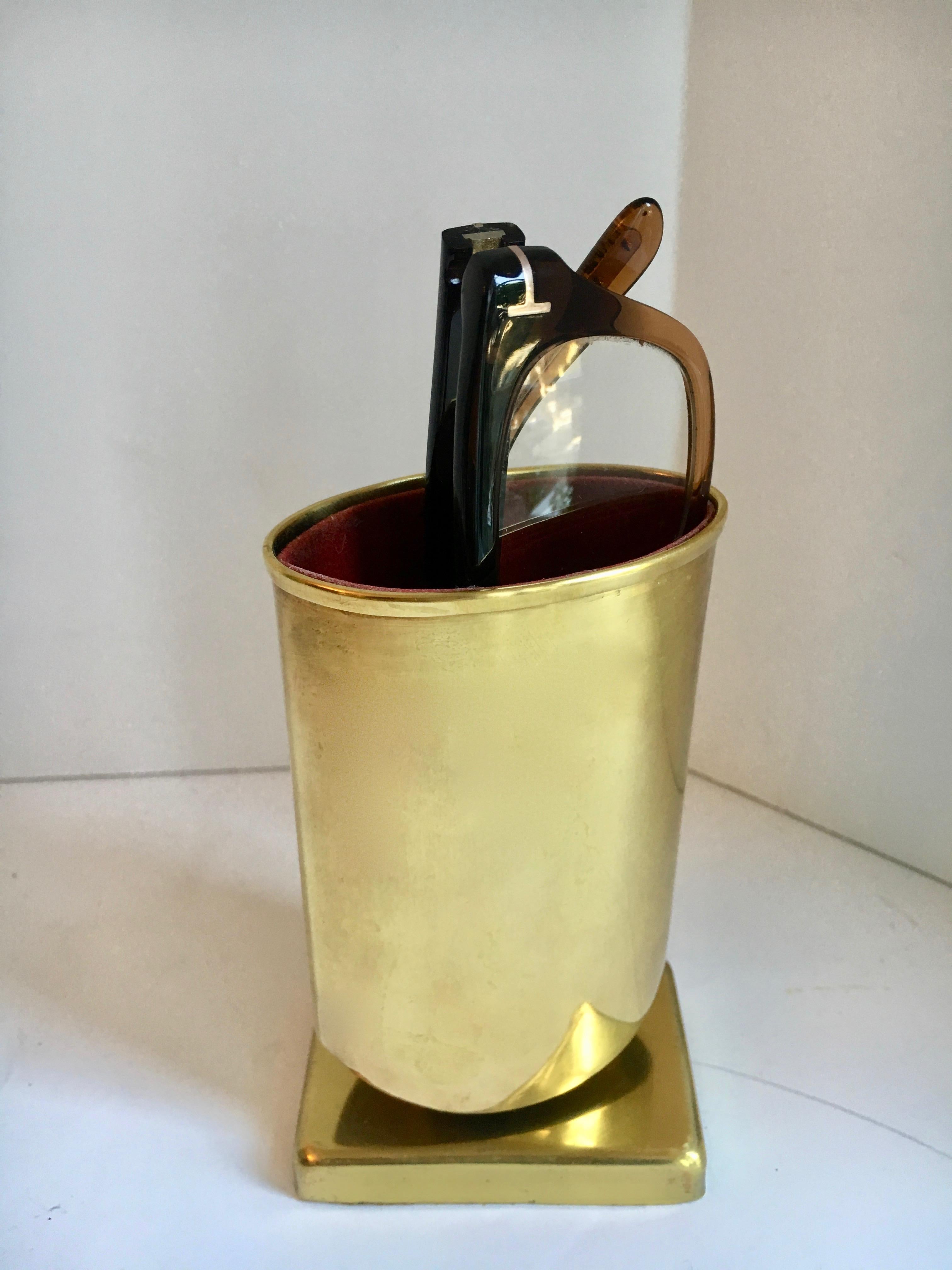 Brass Eyeglass Holder In Excellent Condition In Los Angeles, CA