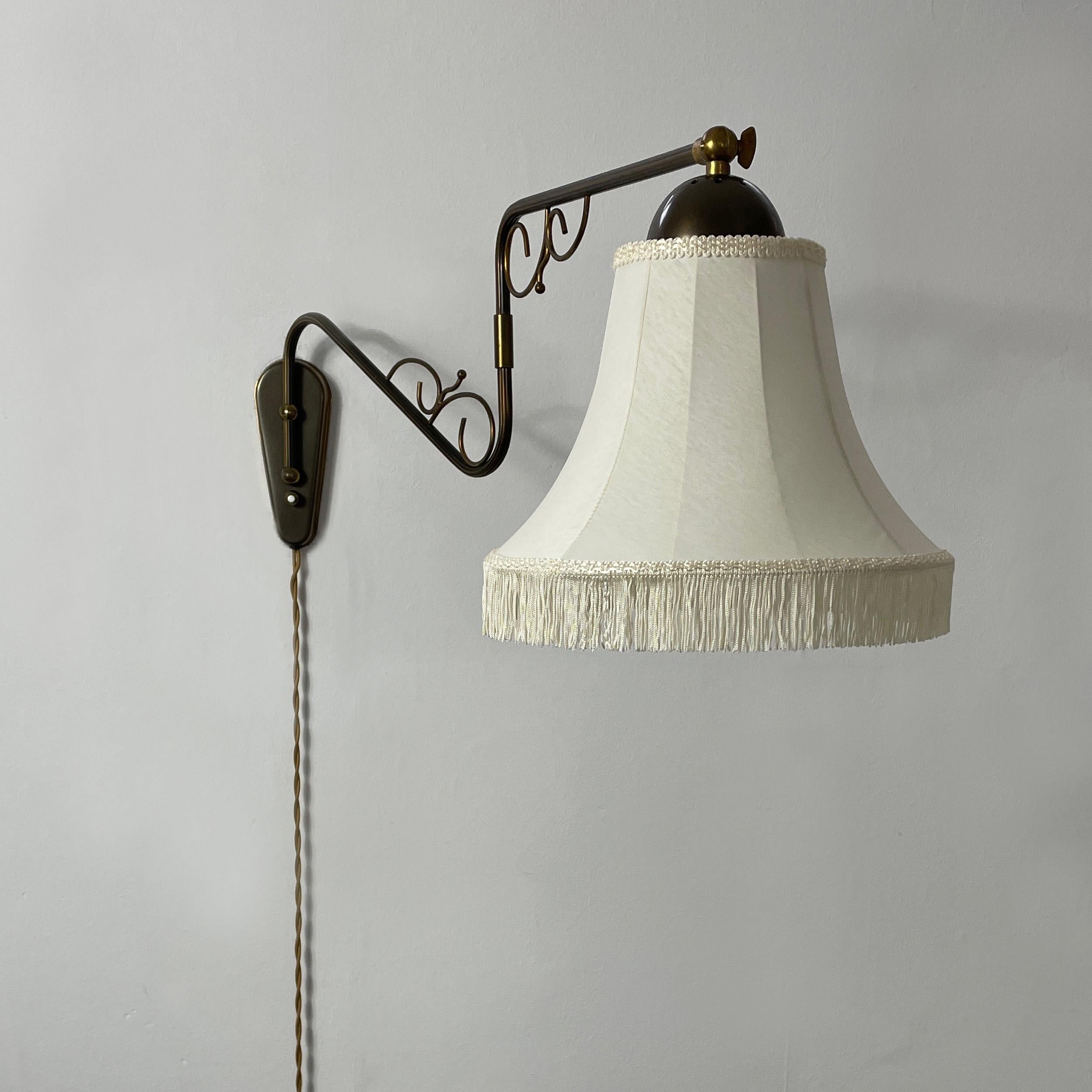 Applique articulée en laiton et tissu, Suède, années 1940 en vente 7