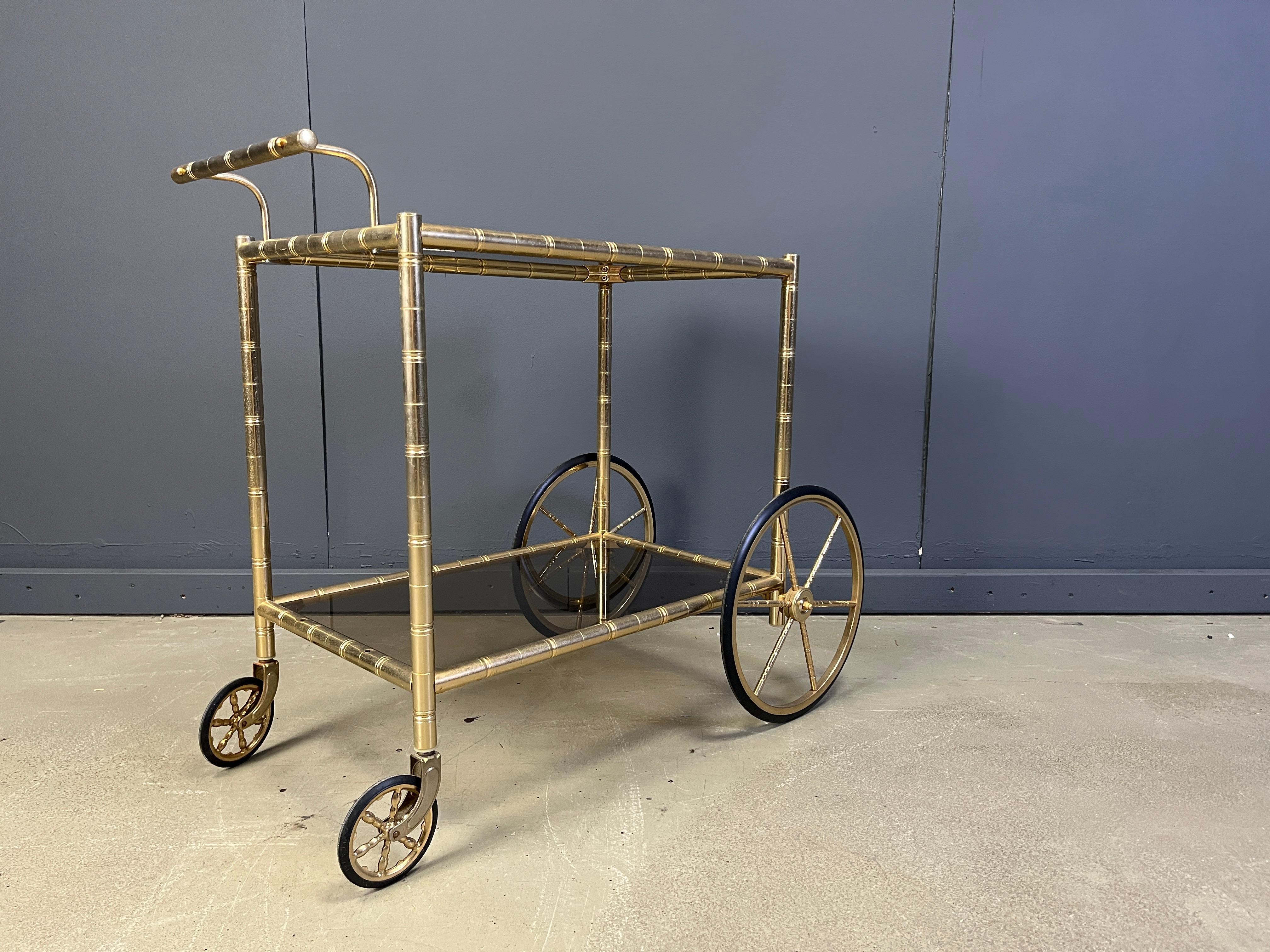 Ottone Carrello da bar in ottone e finto bambù, Orsenigo Italia, anni '70 in vendita