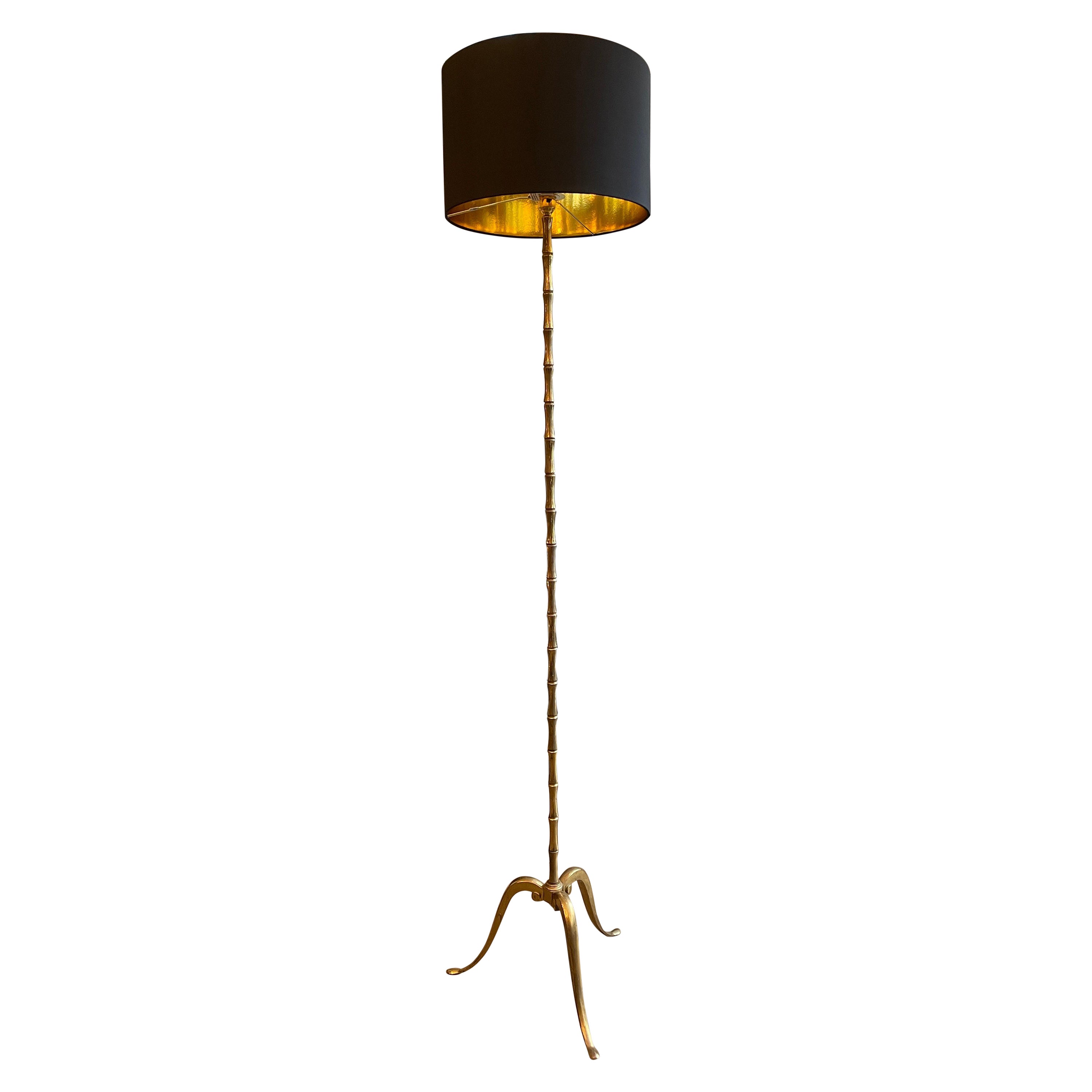 Lampadaire français en laiton et faux bambou en vente