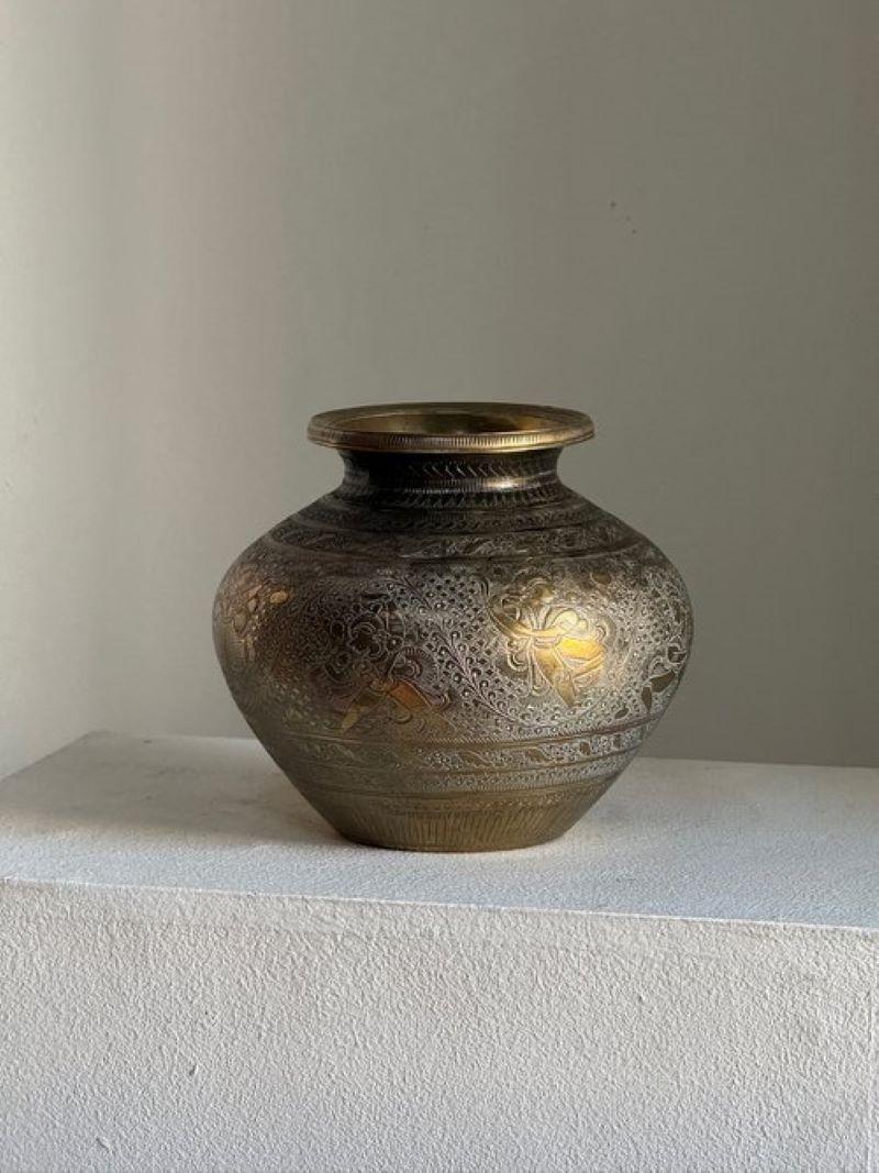 Asian Brass Fine Engraved Water Drinking Pot Lota Hand Crafted