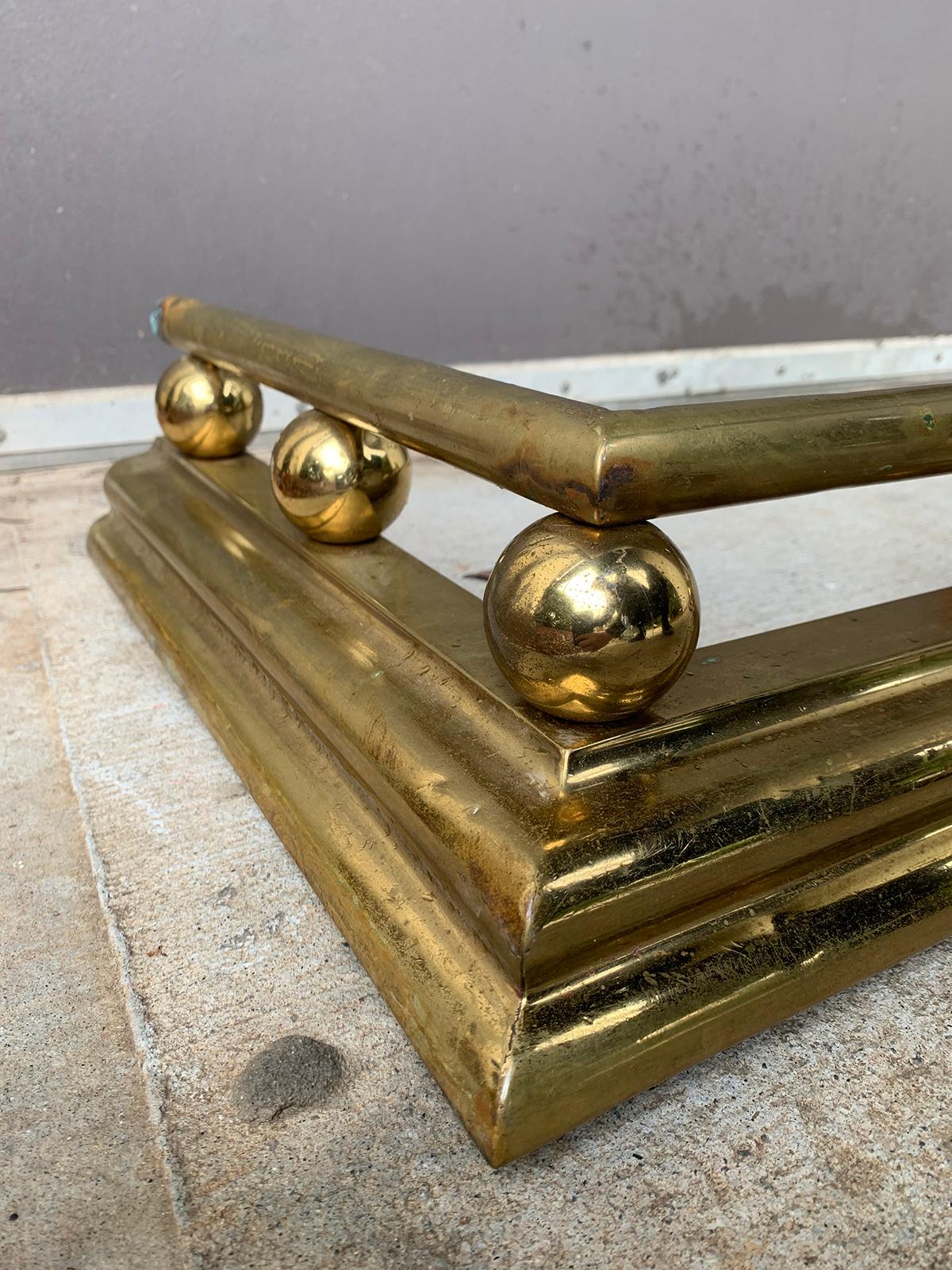Brass Fireplace Fender, circa 1900 For Sale 4