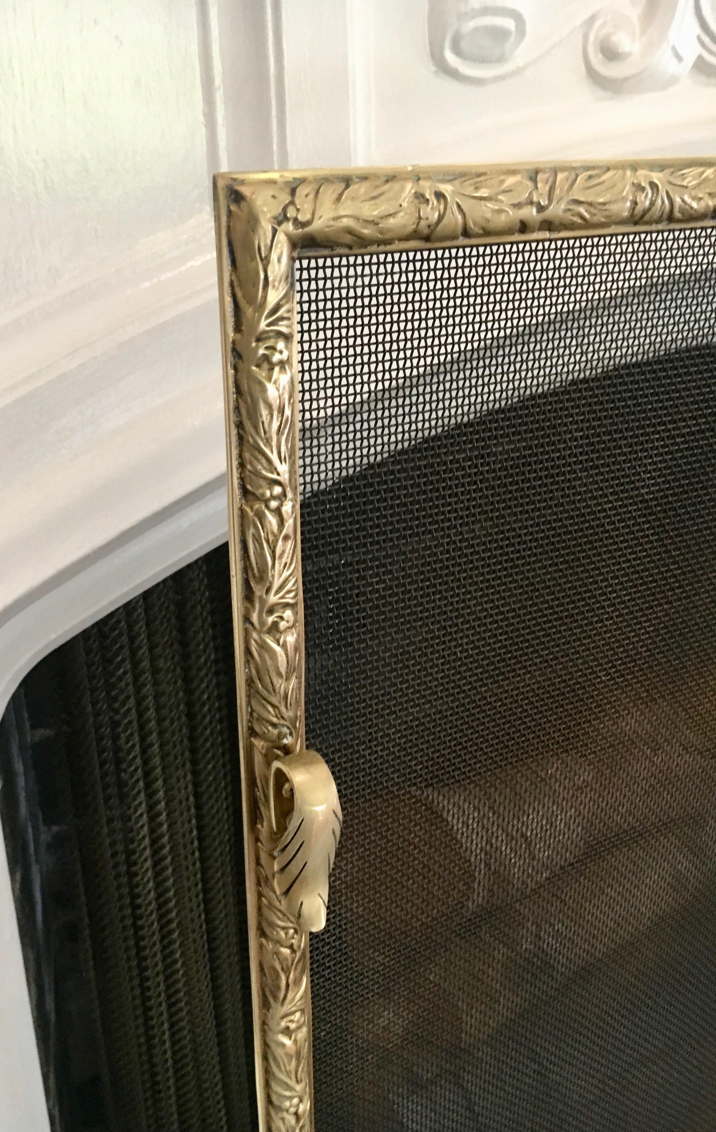 Brass Fireplace Screen with Leaf Detais 1