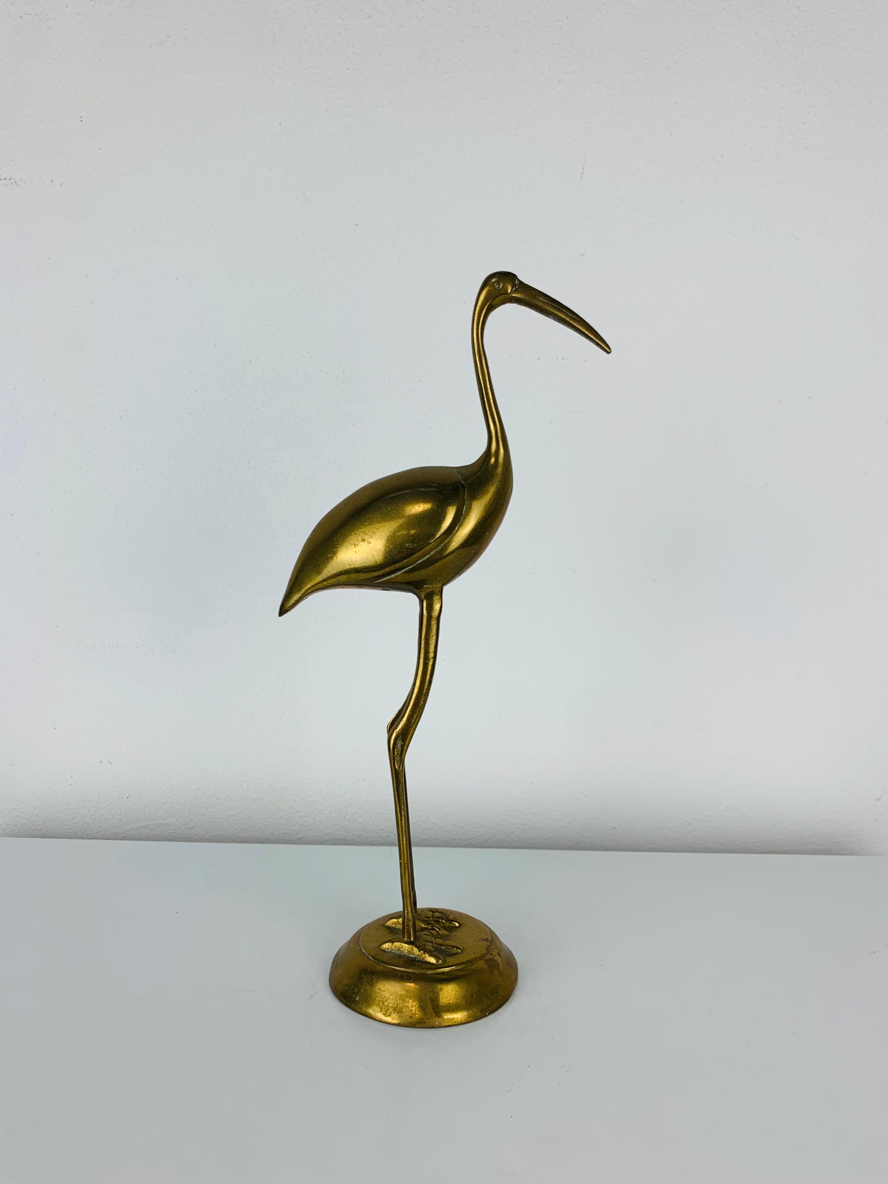 Scultura di fenicottero in ottone degli anni '70. 