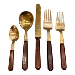 Set di posate in ottone, servizio per 12 / 142 pezzi
