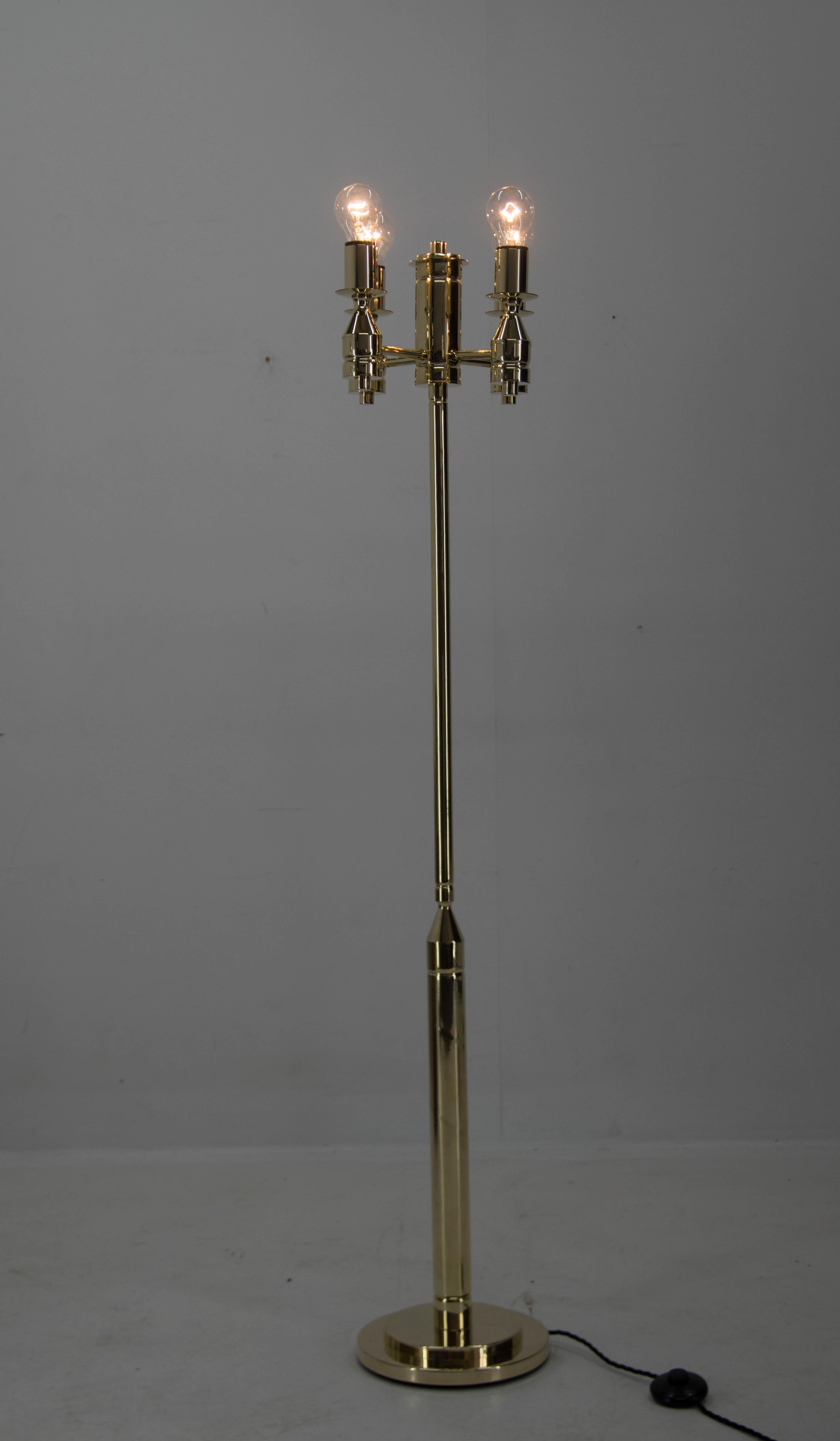 Mid-Century Modern Brass Floor Lamp, 1970s, Restored For Sale