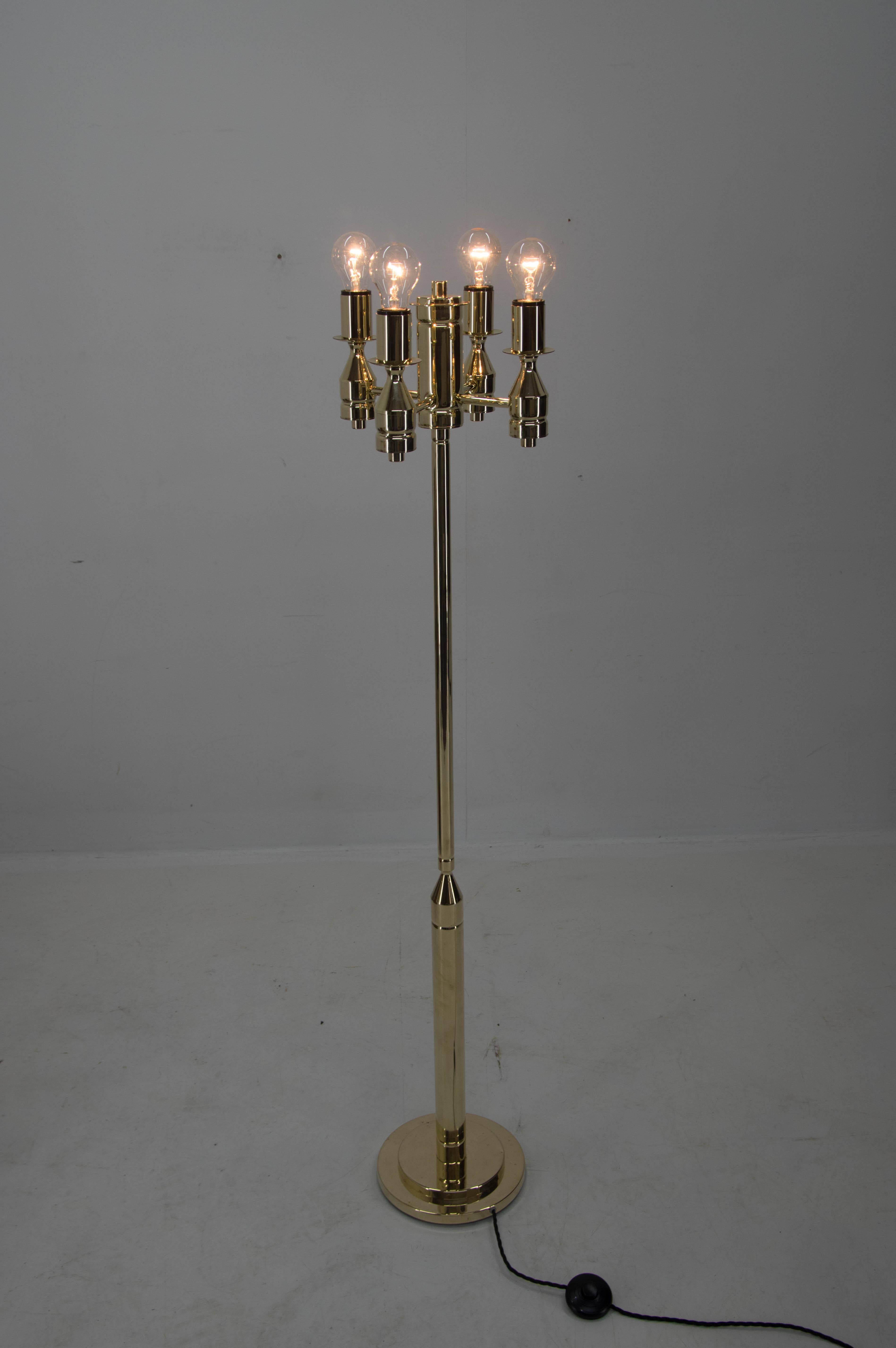 Brass Floor Lamp, 1970s, Restored For Sale 2