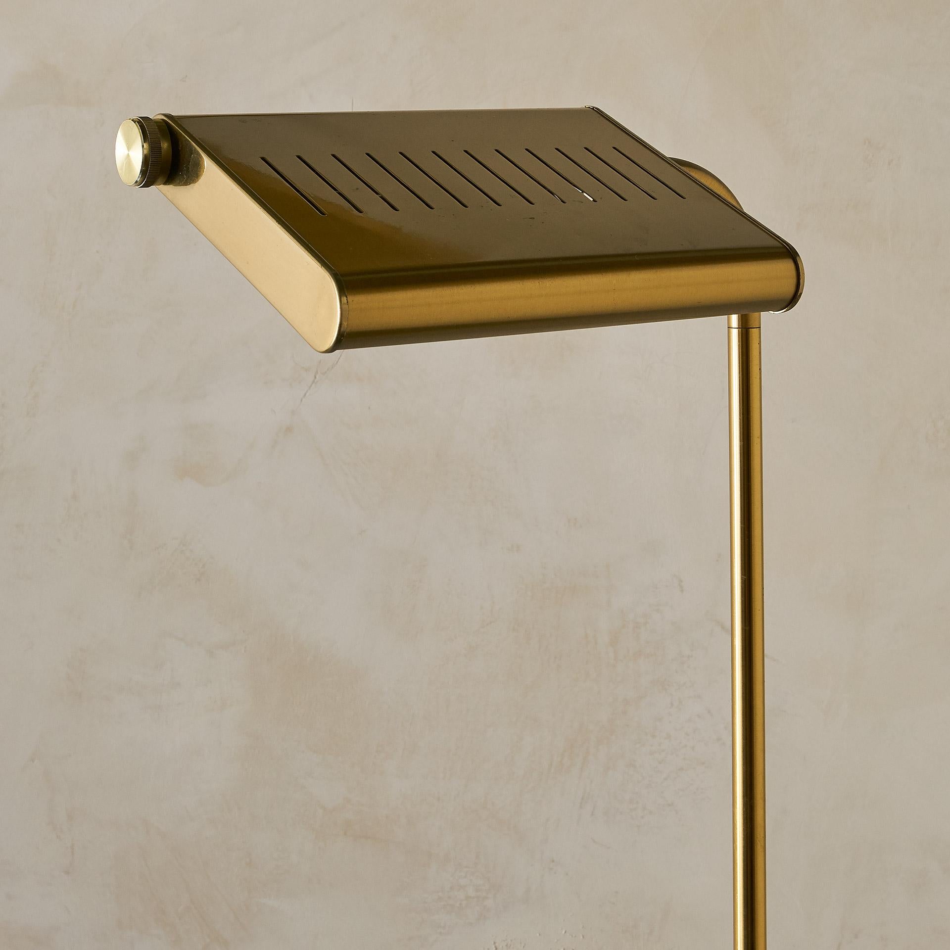 Brass Floor Lamp by Egoluce In Good Condition In Chicago, IL
