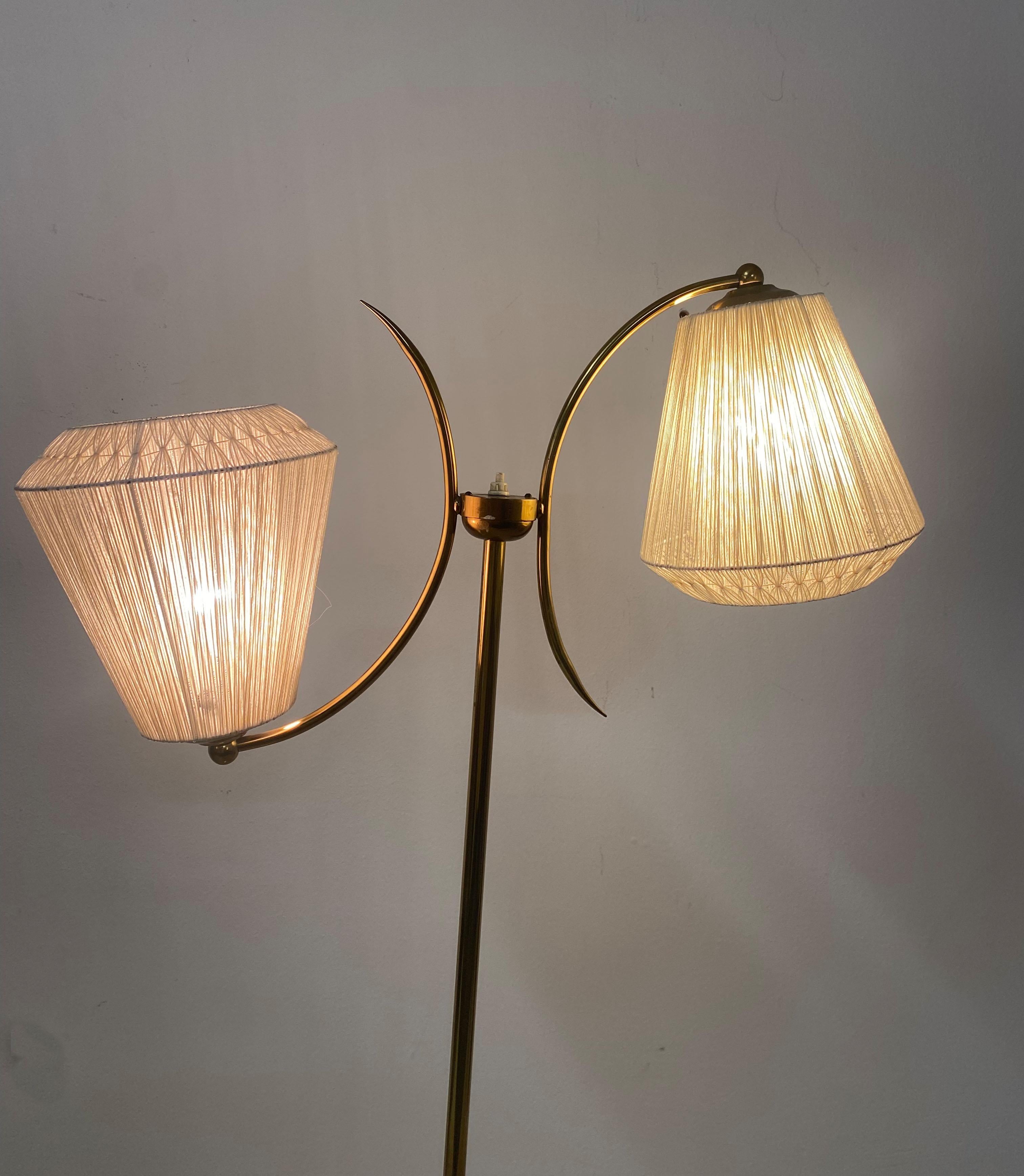 Stehlampe aus Messing von Gunnar Ander für Ystad Metall im Angebot 4