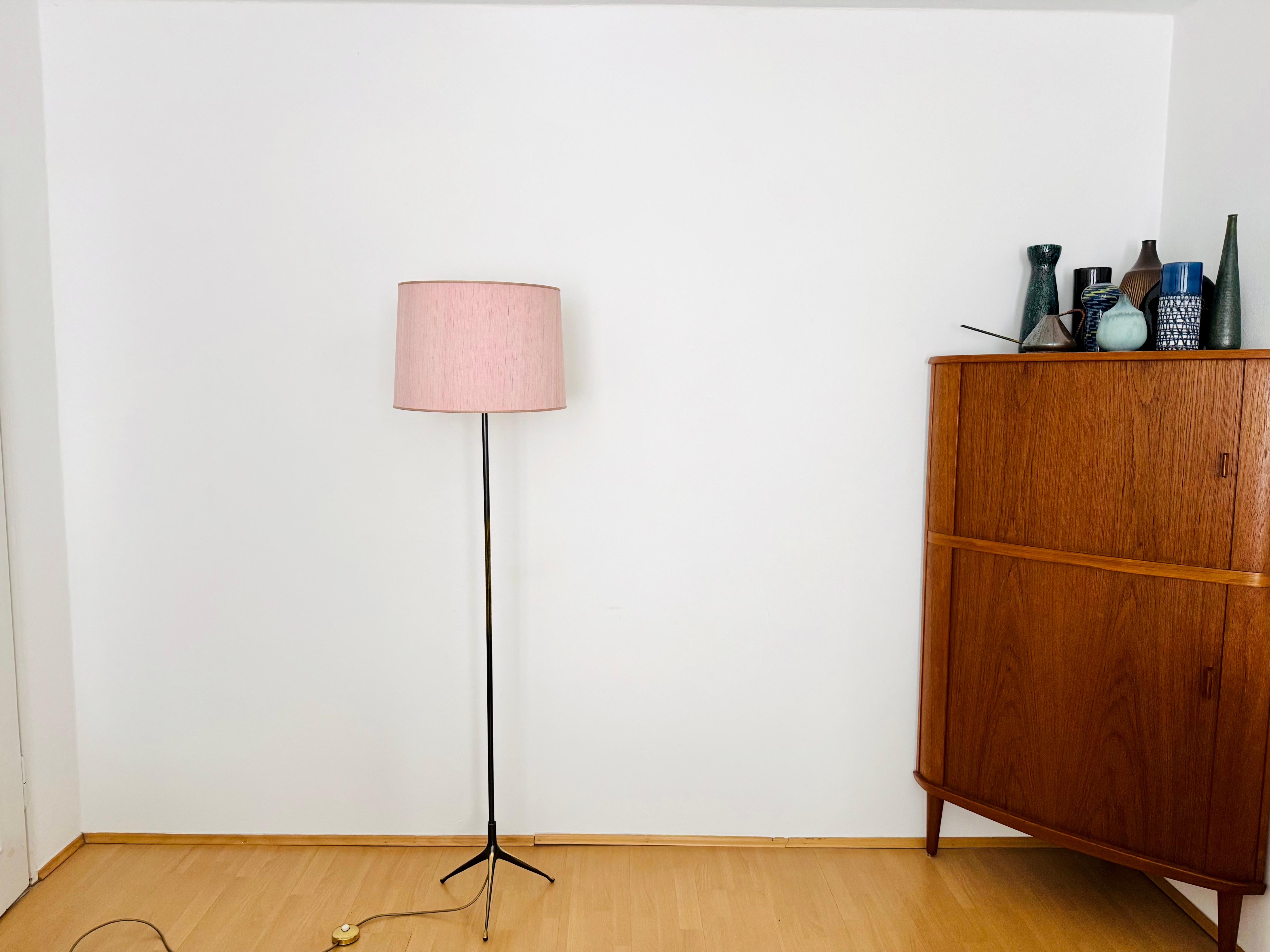 Stehlampe aus Messing (Deutsch) im Angebot
