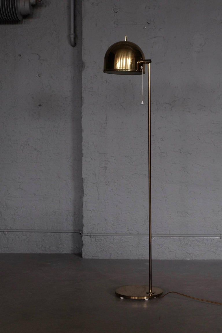 Brass Floor Lamp G-075 by Bergboms, 1960s For Sale 1