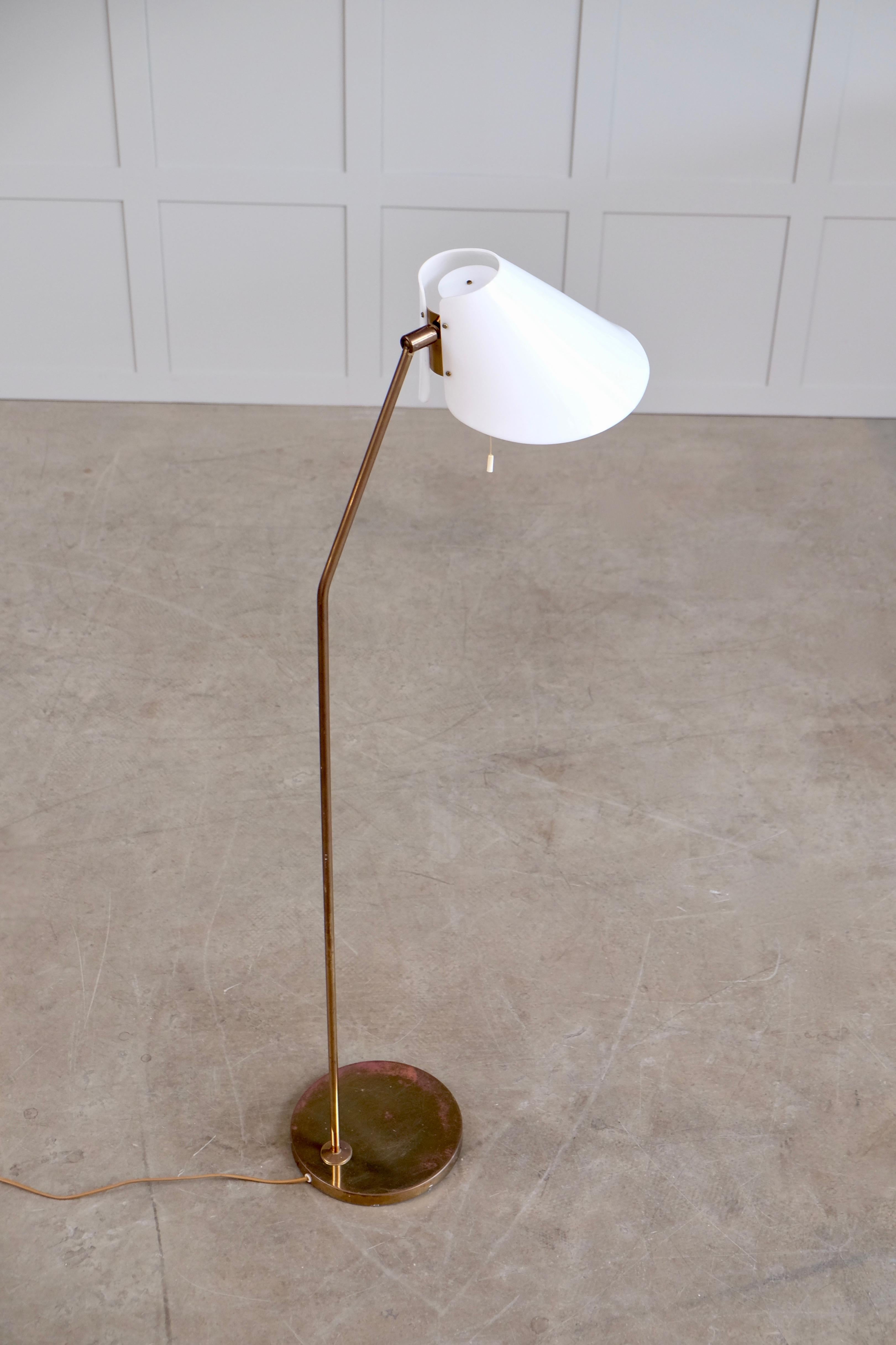 Brass Floor Lamp G-191 by Bergboms, 1960s 7