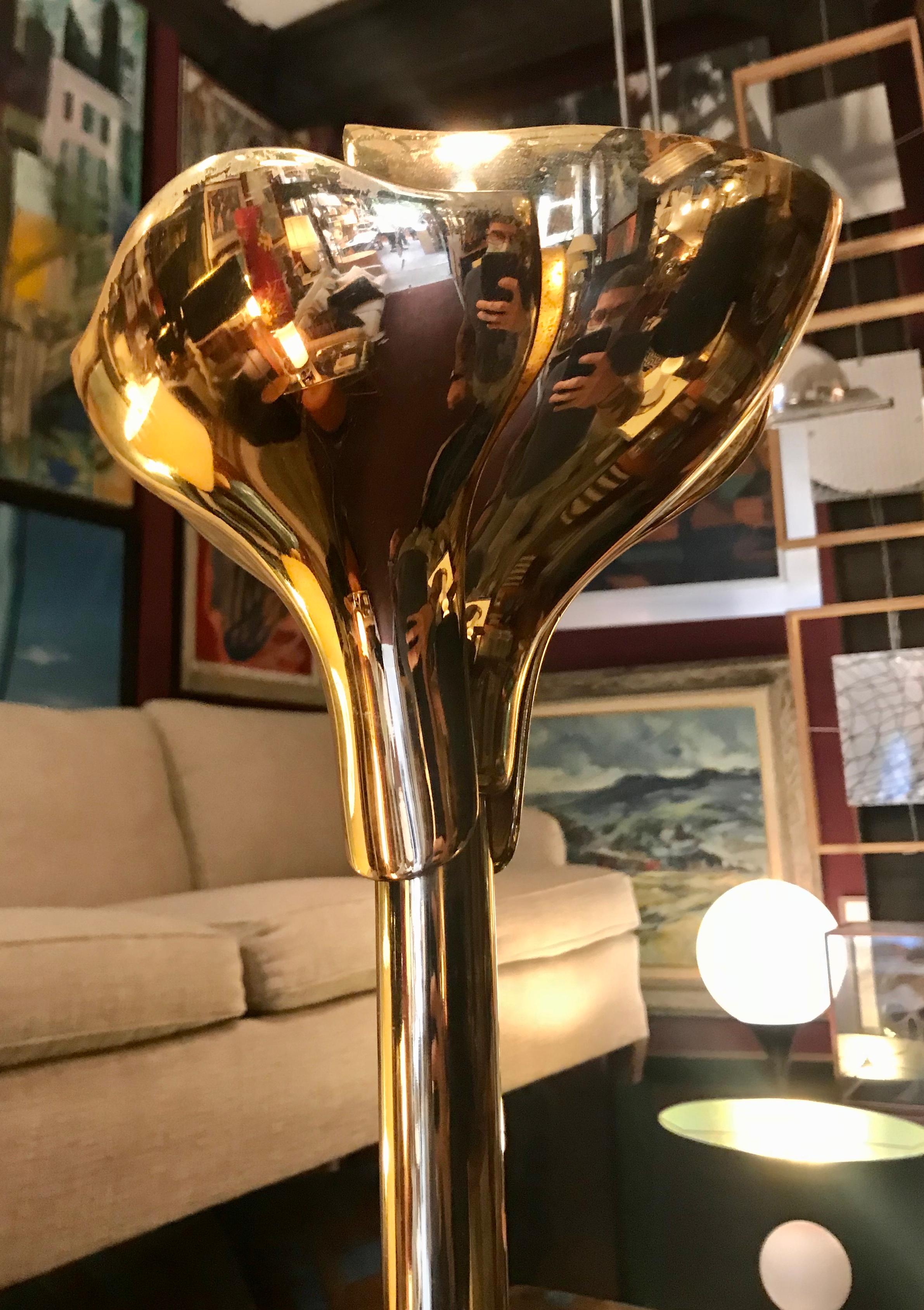 Brass Floor Lamp Lotus Shade, Gianfranco Frattini, 1980 For Sale 1