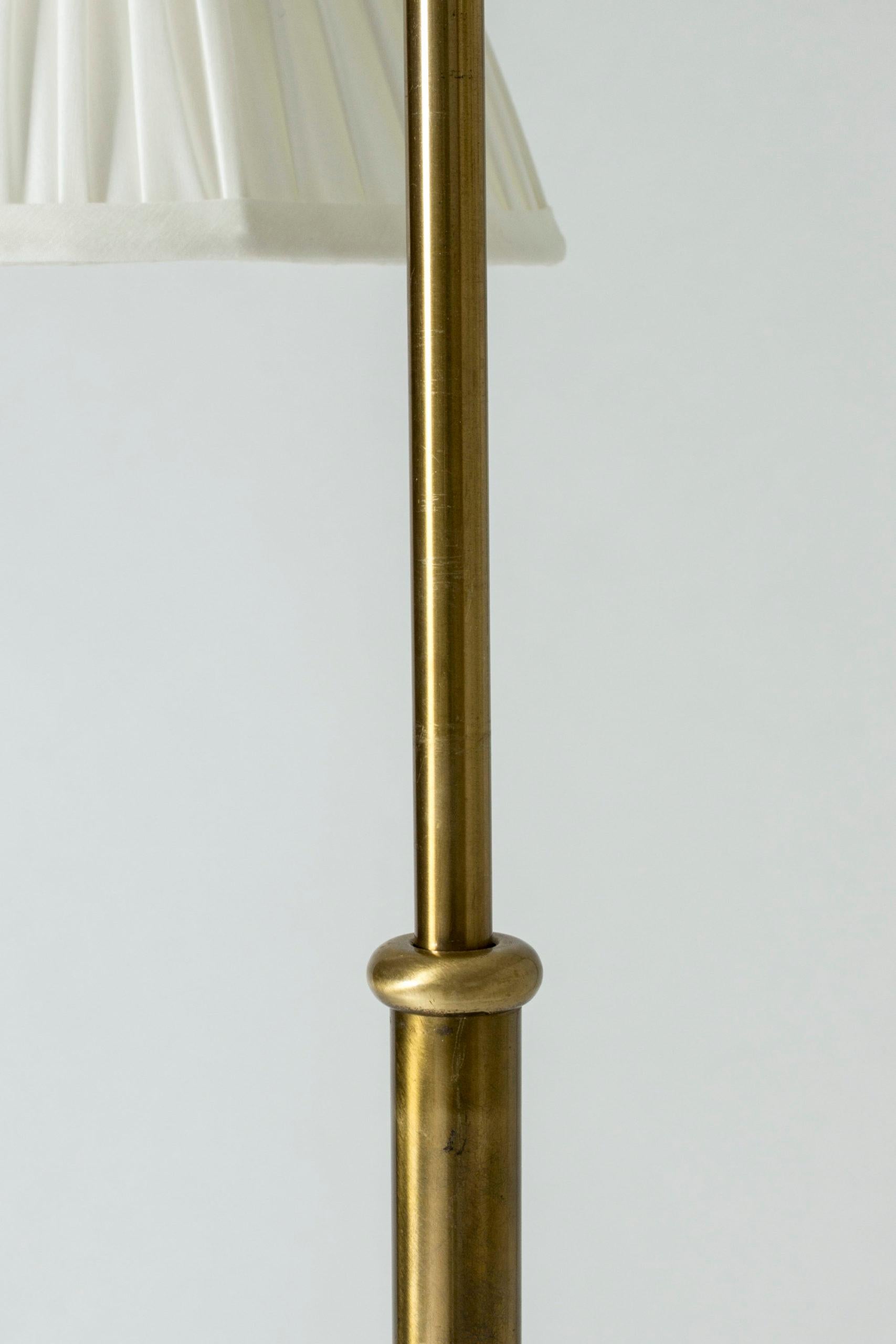 Brass Floor Lamp model #G1842 by Josef Frank for Svenskt Tenn, Sweden, 1950s In Good Condition In Stockholm, SE