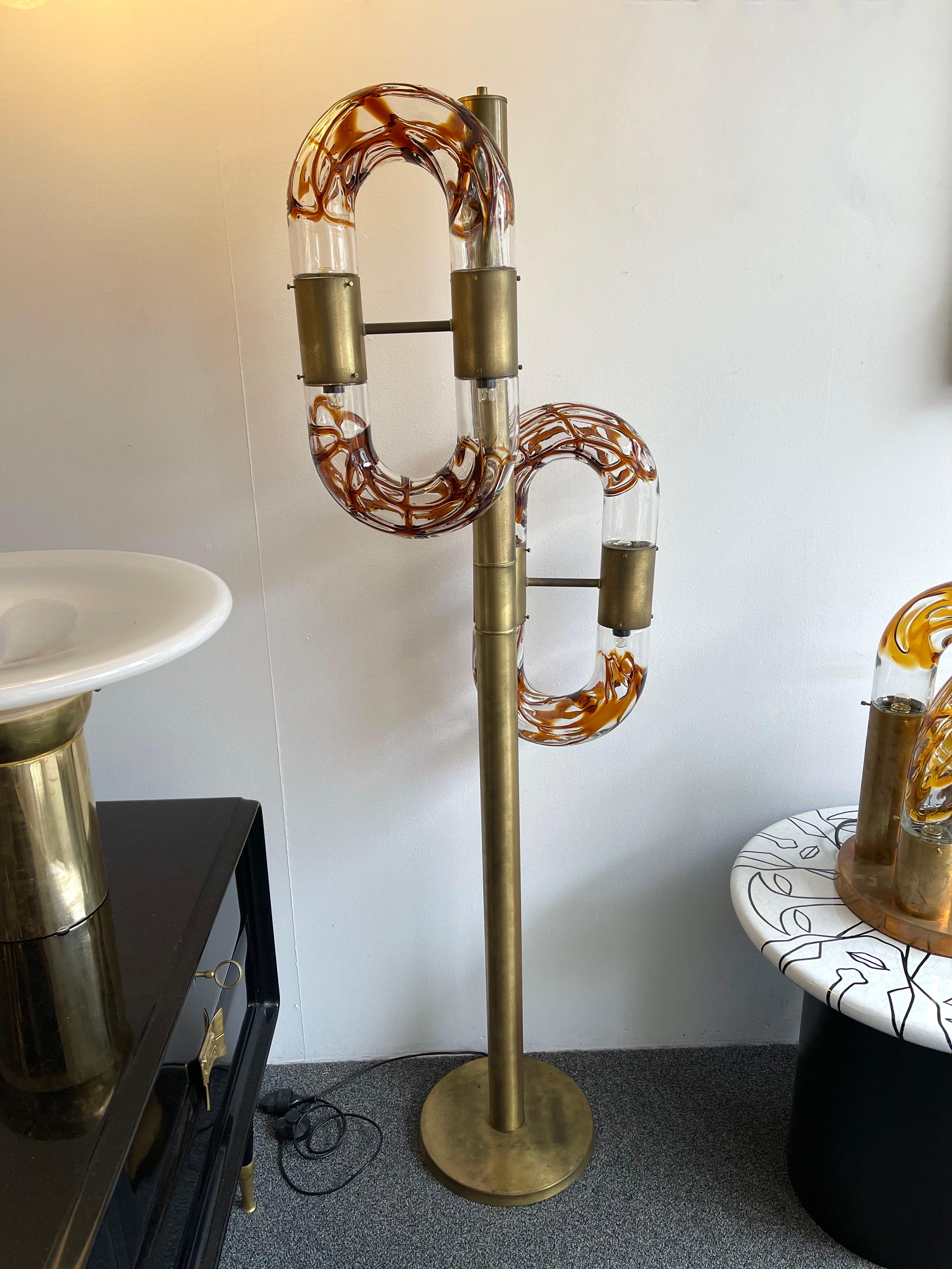 Floor lamp ring model, brass and blown Murano glass by Aldo Nason, the Carlo Nason brother for the manufacture Mazzega Murano. Nice patina. Famous manufacture like Venini, Vistosi, La Murrina, Hollywood Regency, Poliarte.