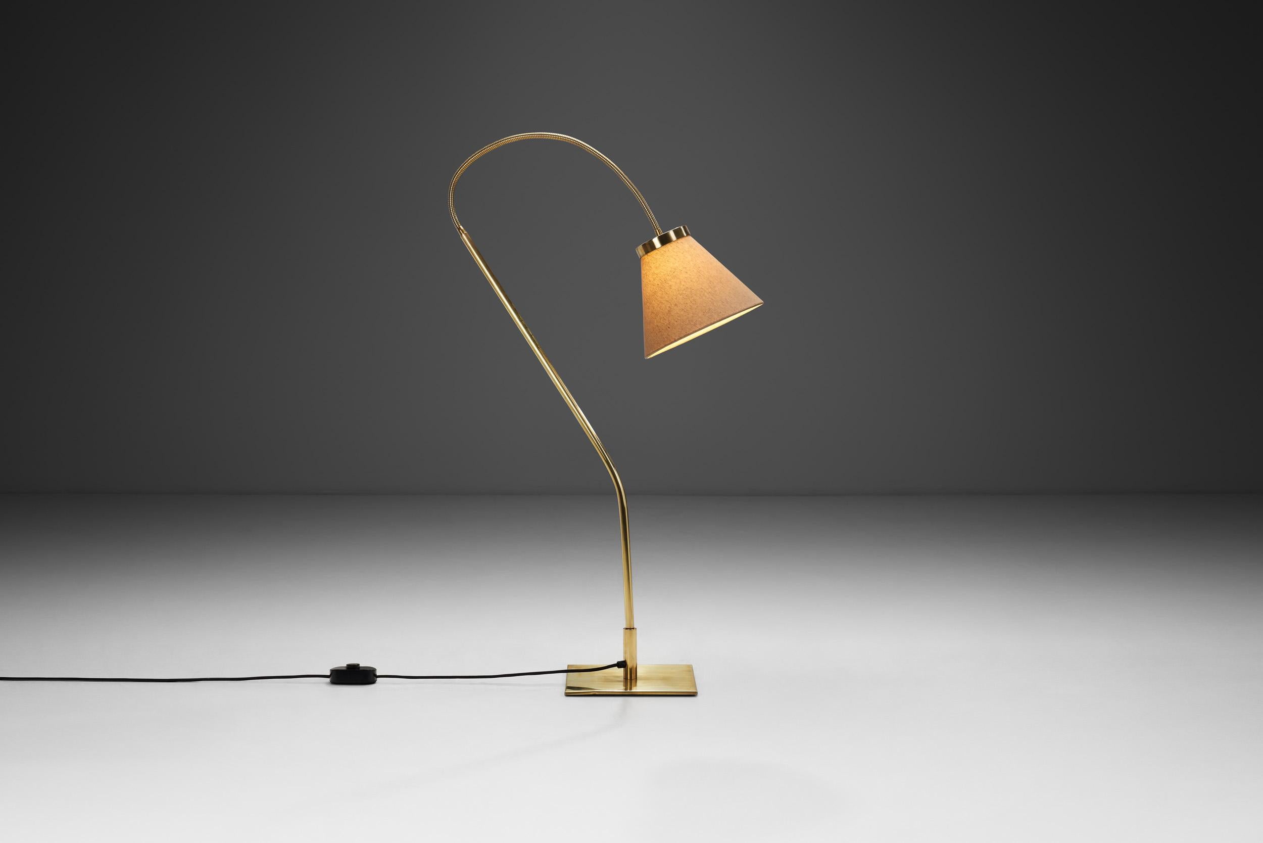 Brass Floor Lamp with Adjustable Gooseneck for Bergboms, Sweden 1940s For Sale 2