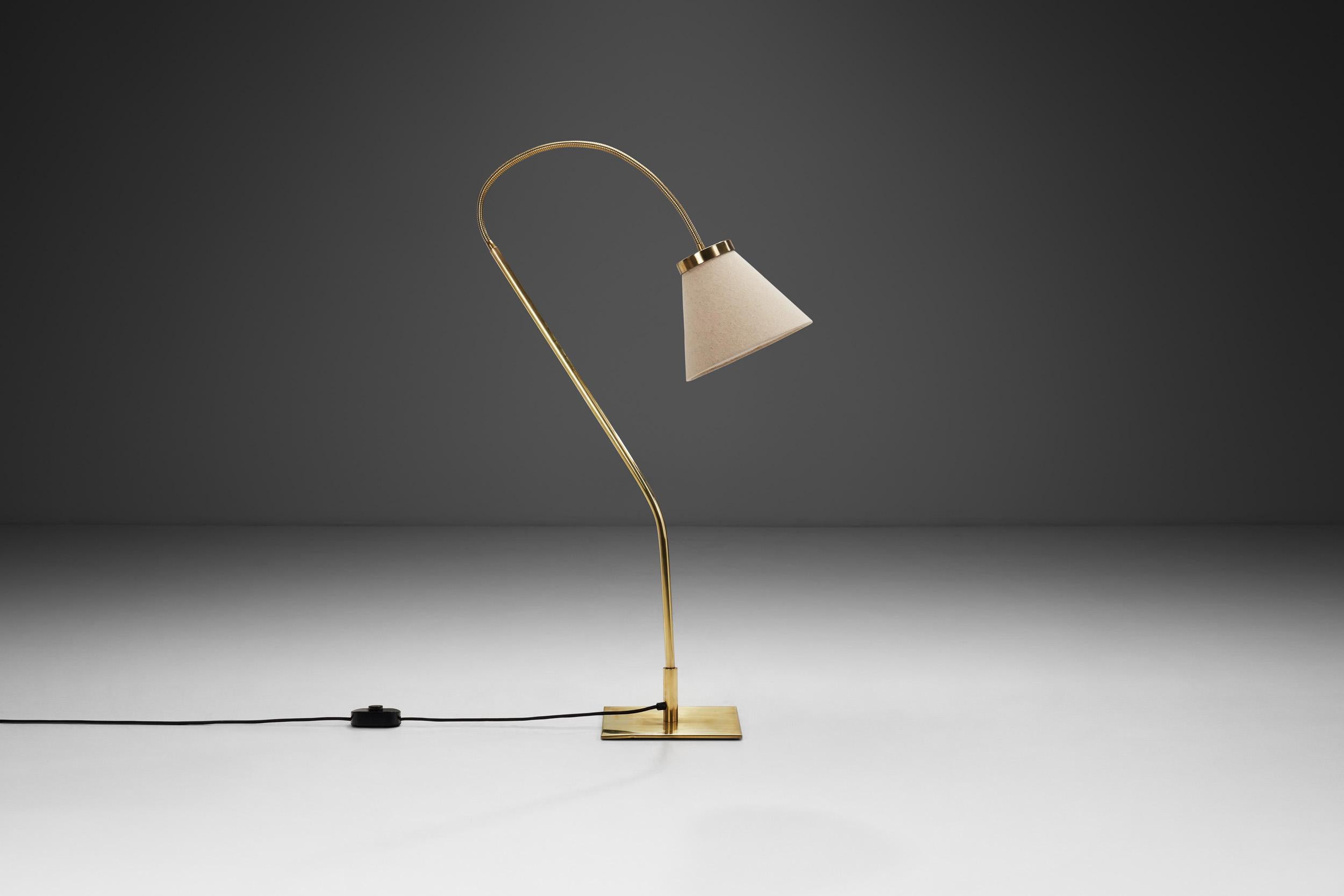 Brass Floor Lamp with Adjustable Gooseneck for Bergboms, Sweden 1940s For Sale 3