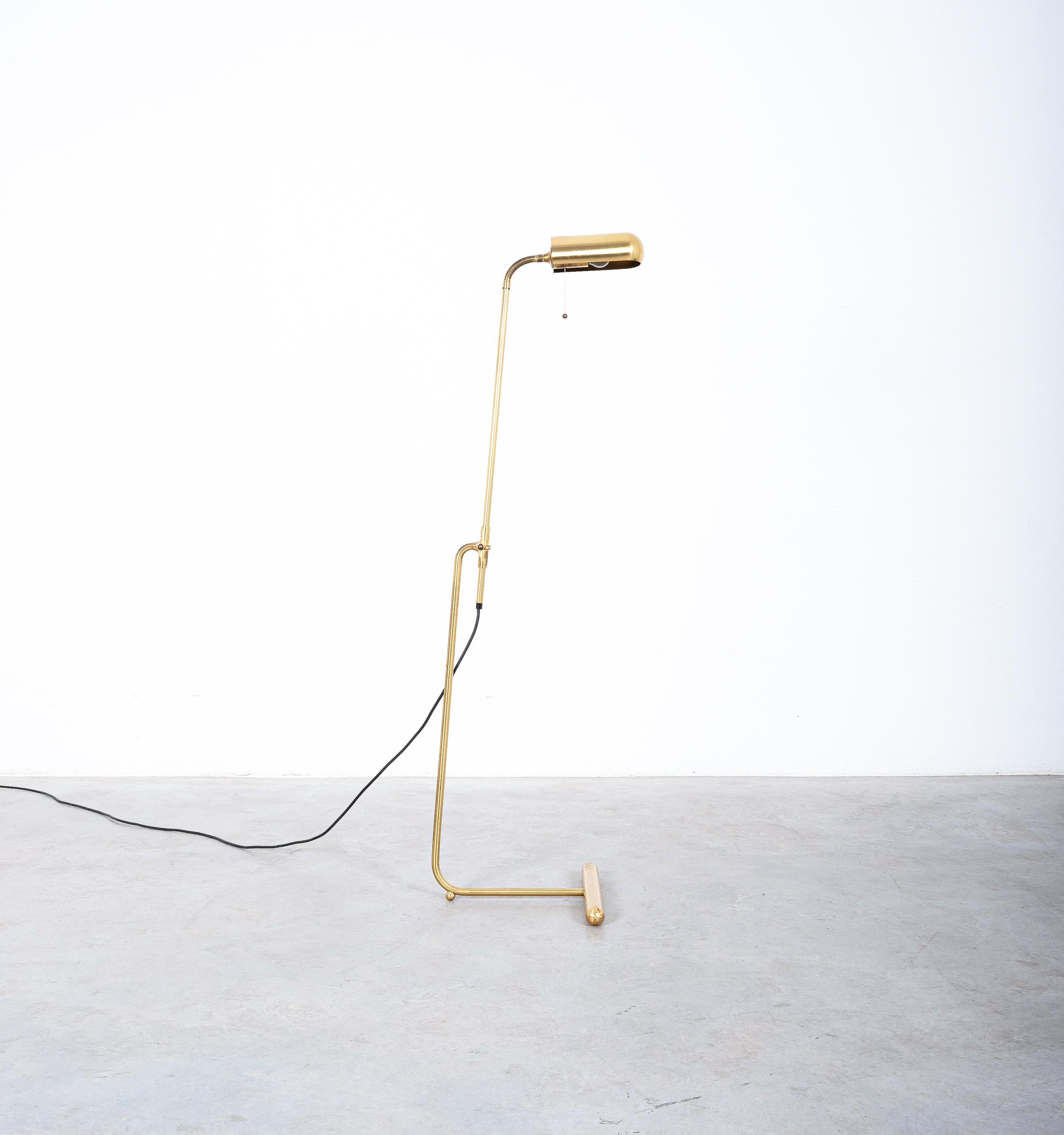Elegant floor lamp by Florian Schulz, Germany, 1970. 
Dimensions are 12.6