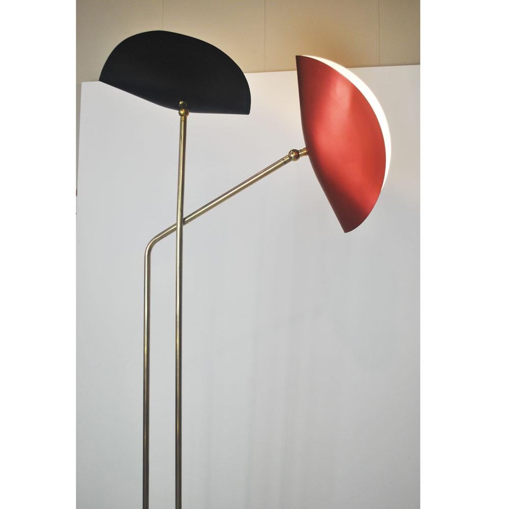 Brass Floor Lamp with Marble Base by Cellule Creative Studio In New Condition For Sale In bari, IT