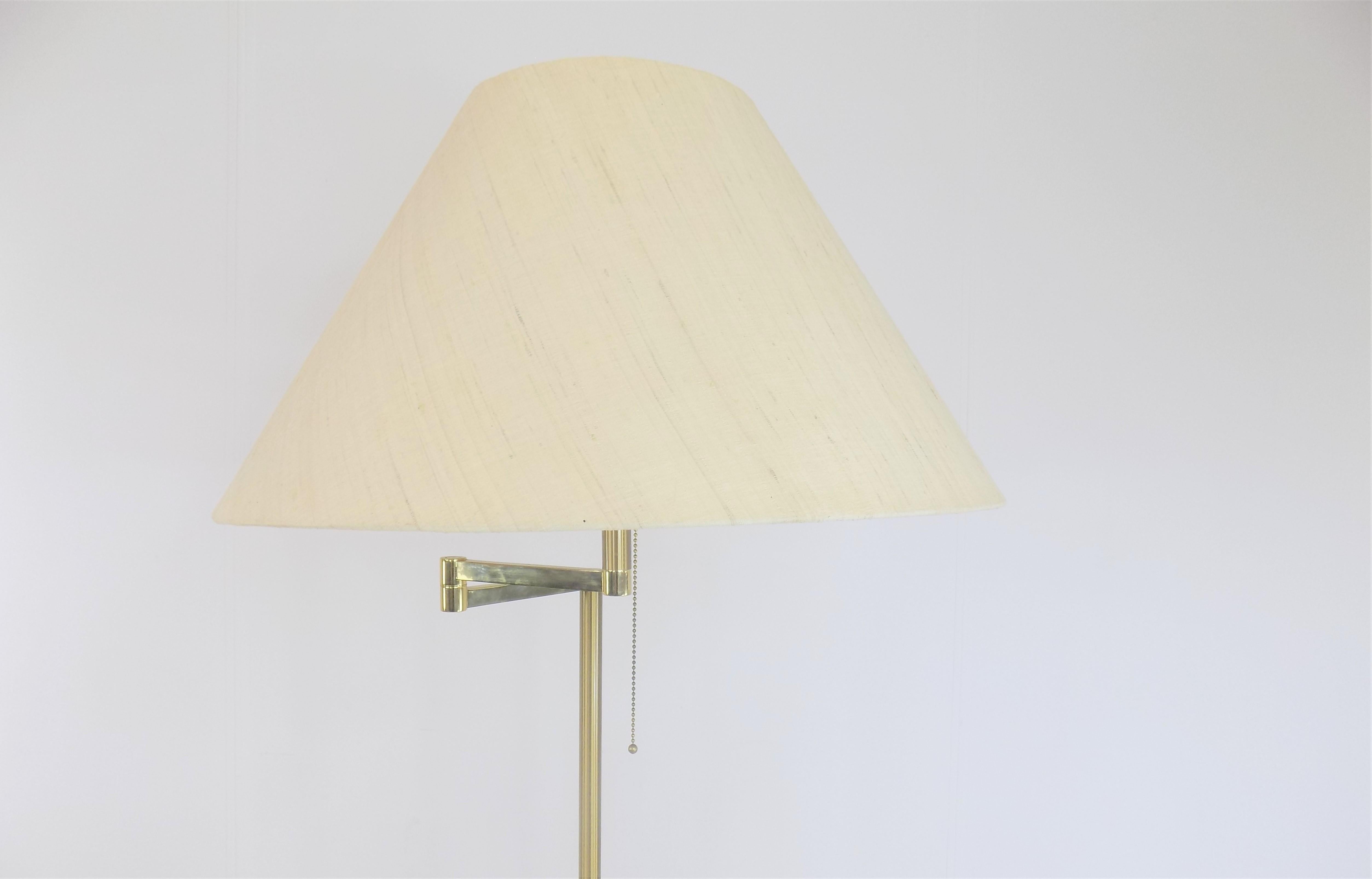 Brass Floor Lamp with Swivel Arm Mid-Century Modern For Sale 10