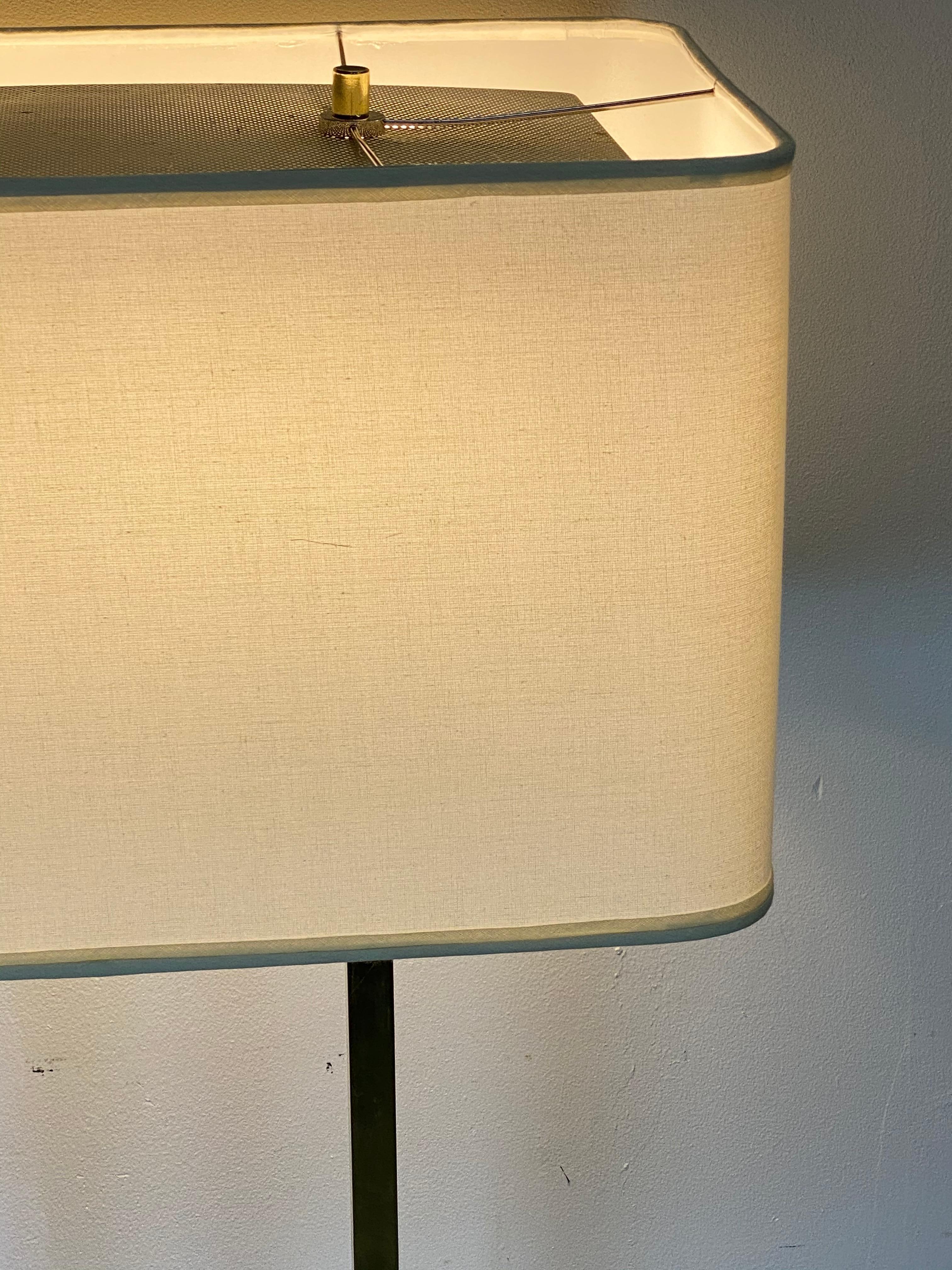 Brass Floor Lamp With Tray attributed to Stiffel In Good Condition In Brooklyn, NY