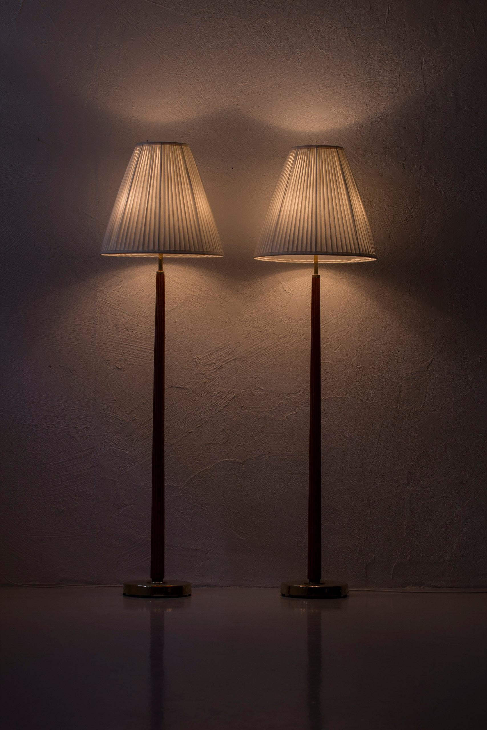 Brass Floor lamps 522 by Hans Bergström for Ateljé Lyktan, Sweden, 1940-50s 5