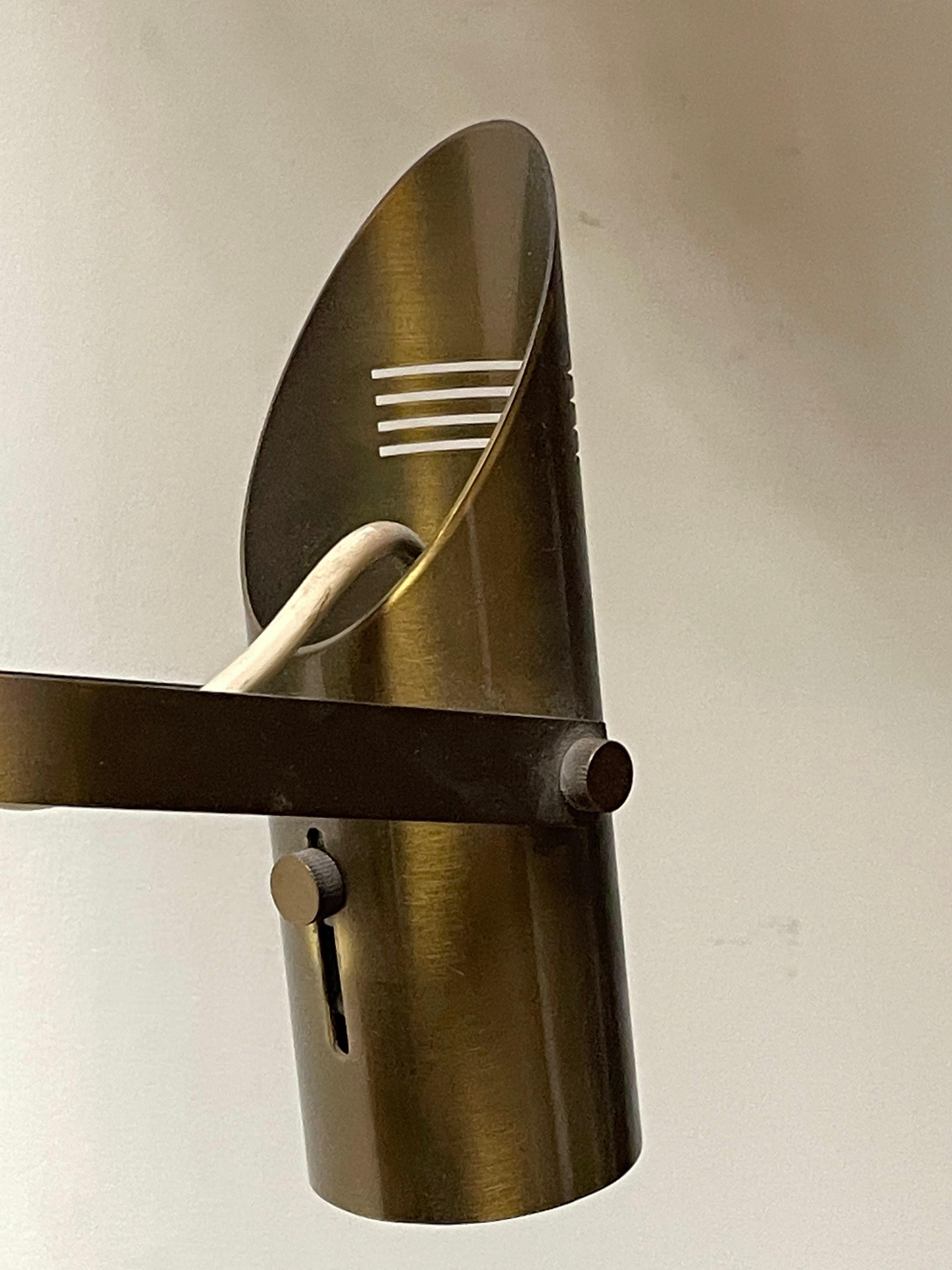 Mid-Century Modern Brass Floor-to-Ceiling Lamp from the 1960s